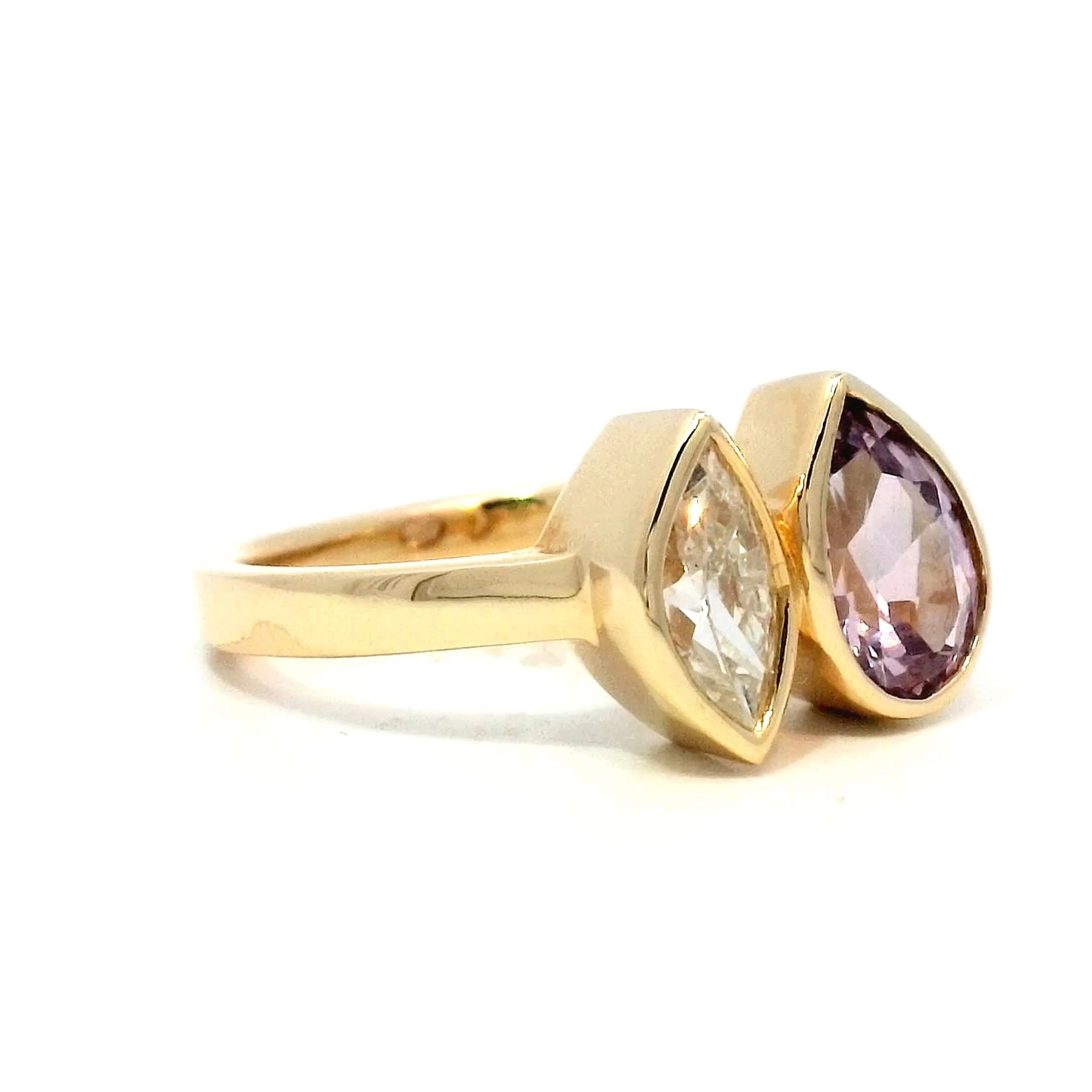 Toi Et Moi Diamond & Spinel Ring in 14k Yellow Gold - Image 3