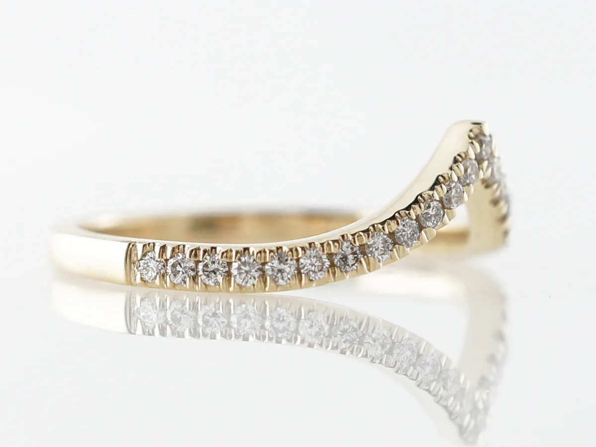 Triangular Diamond Wedding Band in 14k Yellow Gold - Image 3
