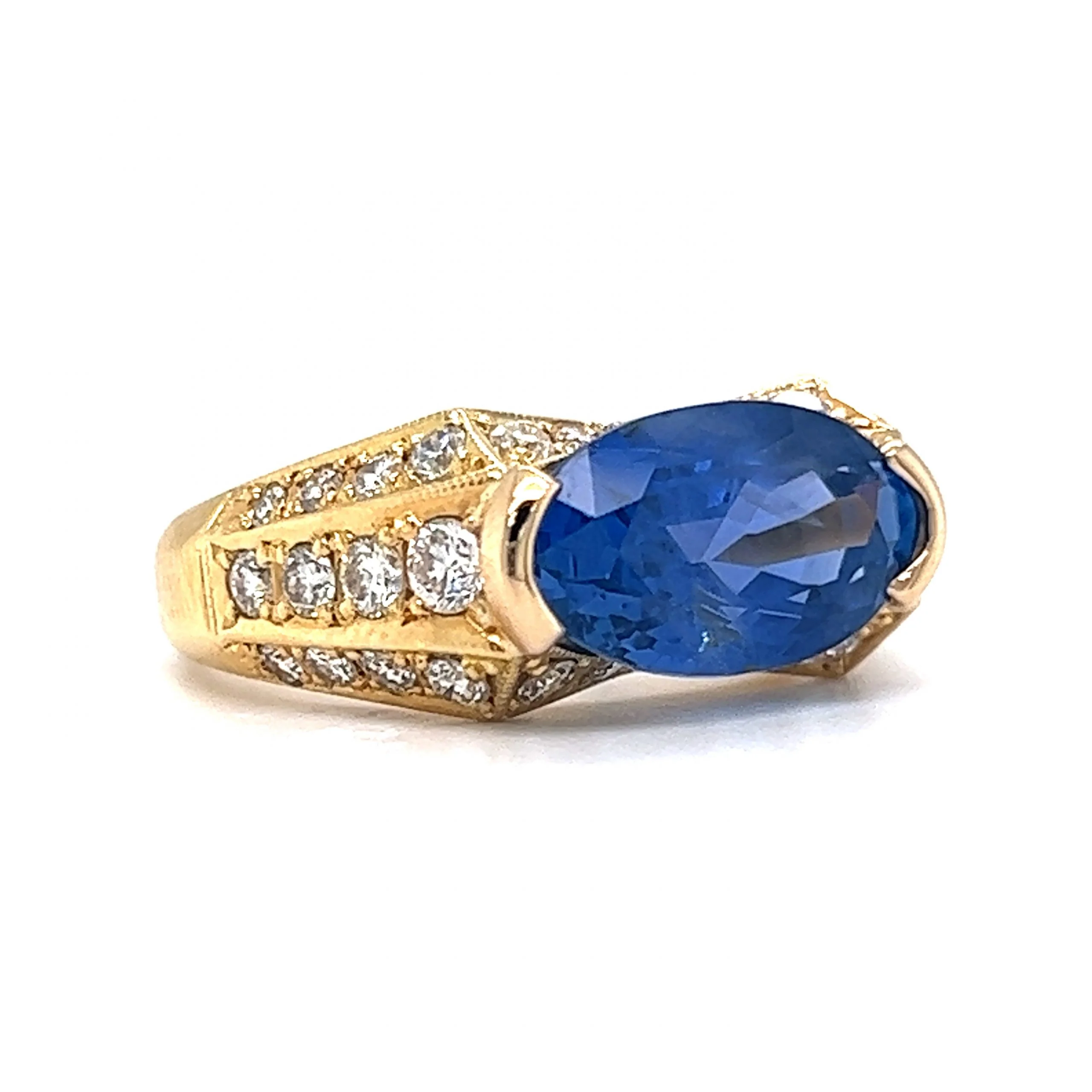 Unheated Ceylon Sapphire & Diamond Ring in 18k Yellow Gold - Image 3
