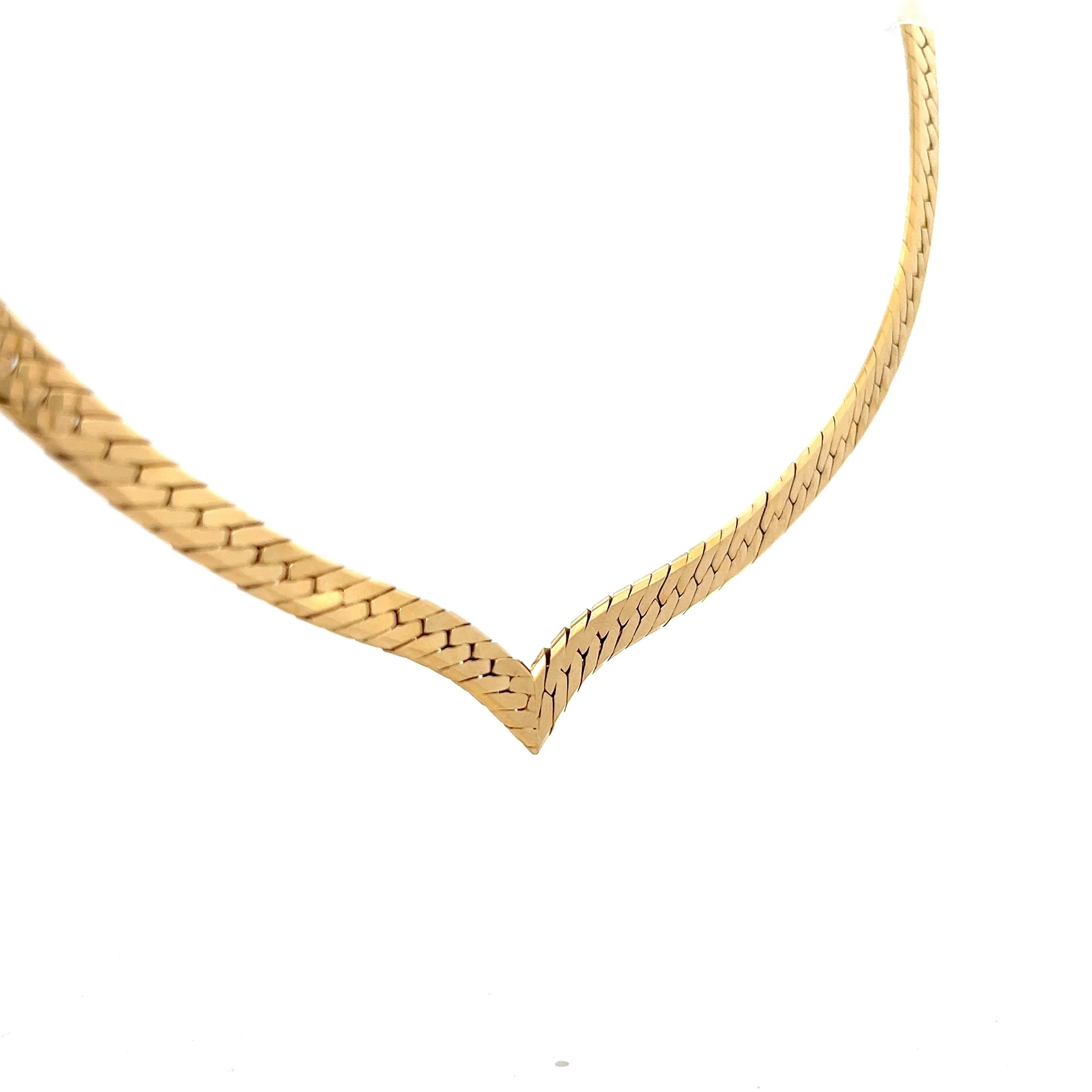 V Shaped Herringbone Chain in 14k Yellow Gold - Image 3