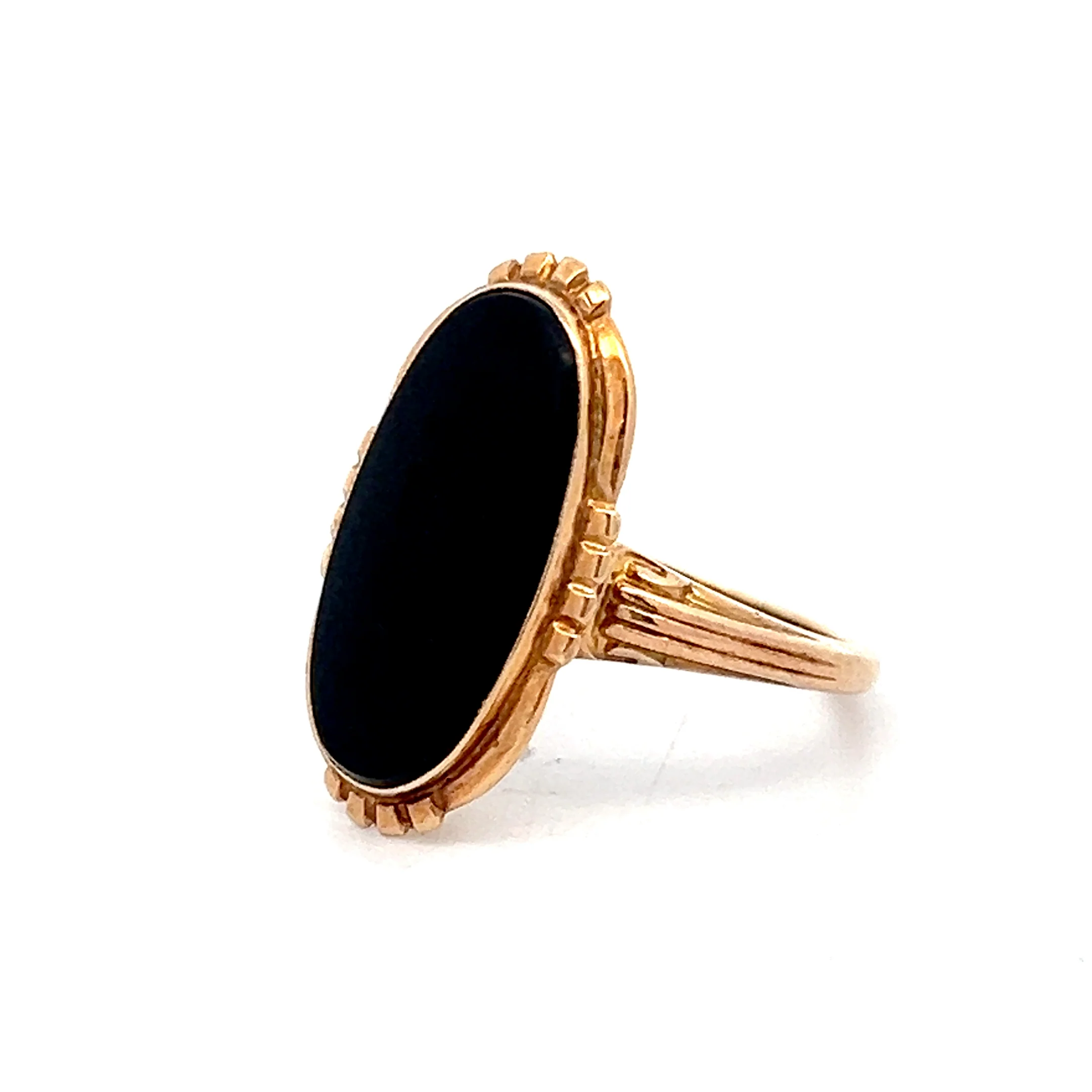 Victorian Cabochon Onyx Cocktail Ring in 10k Yellow Gold - Image 2