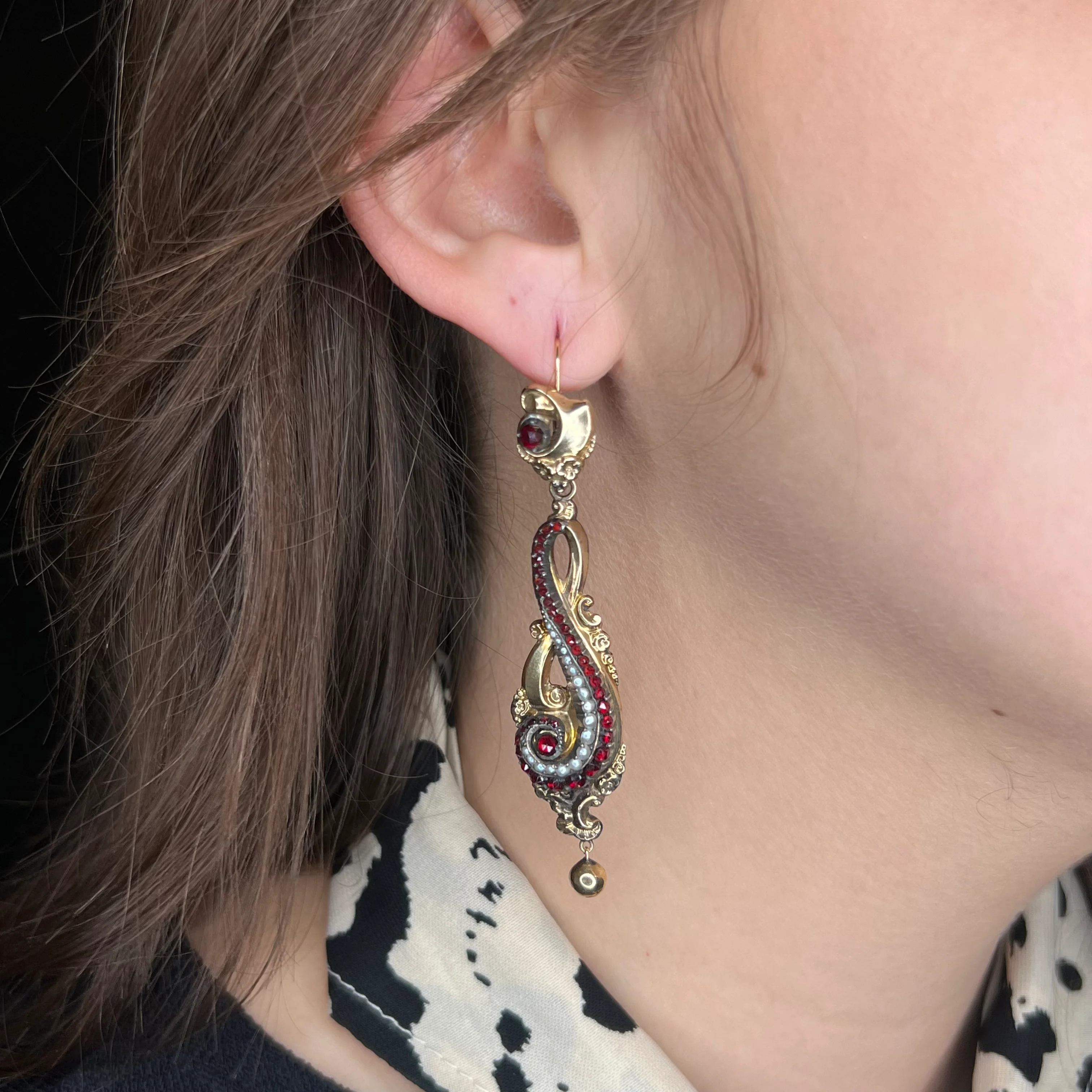 Victorian Dangle Earrings w/ Garnet & Pearl in Yellow Gold - Image 4