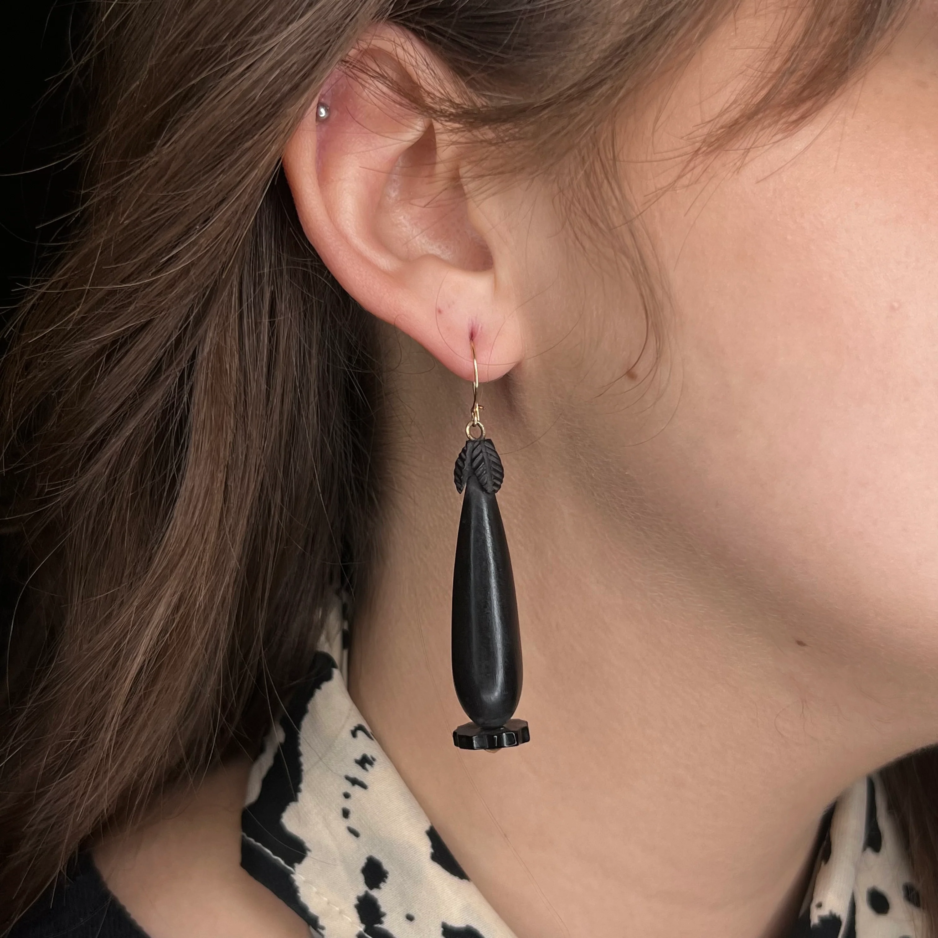 Victorian Gutta Percha Drop Earrings in 14k Yellow Gold - Image 4