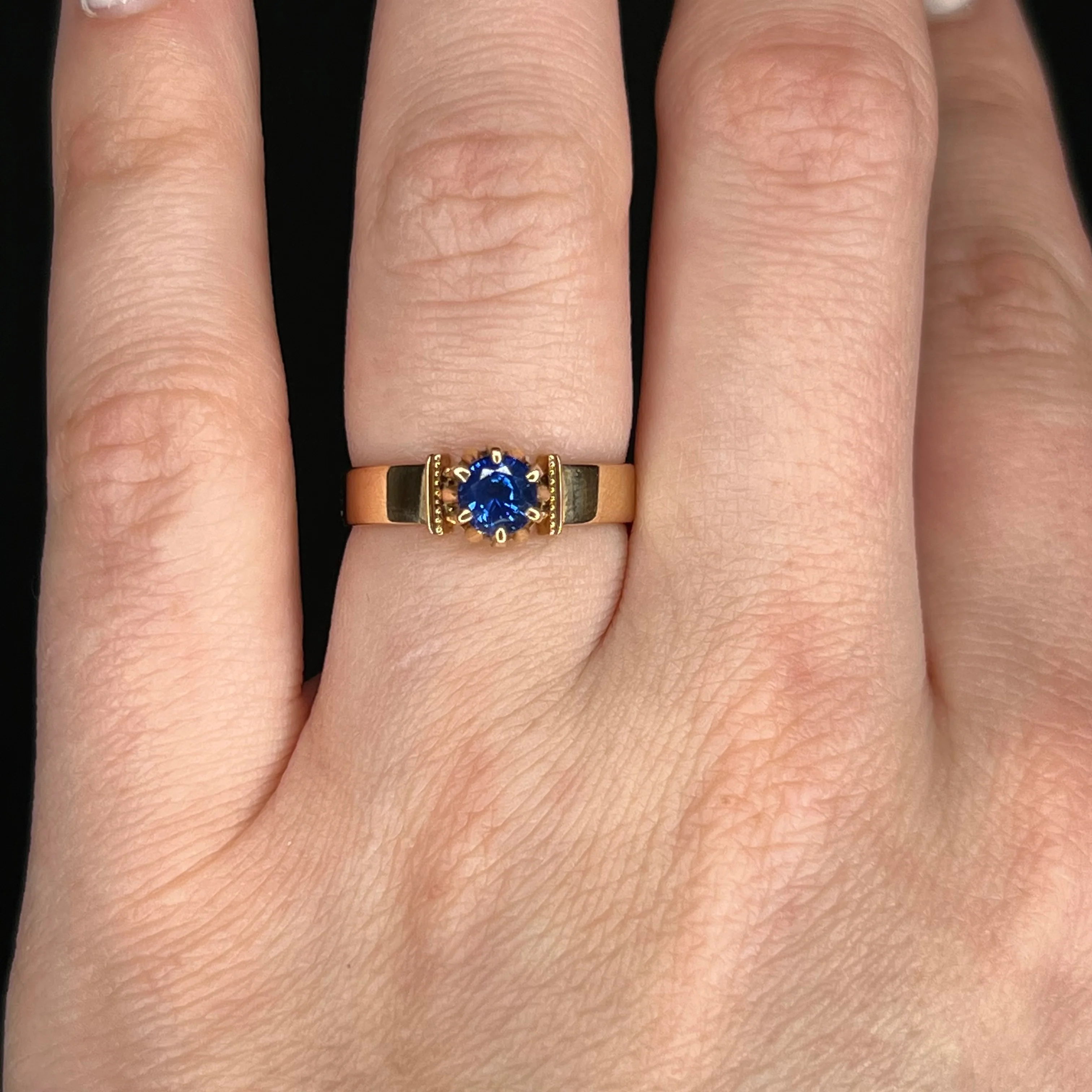 Victorian Round Cut Sapphire Engagement Ring in 18k - Image 6