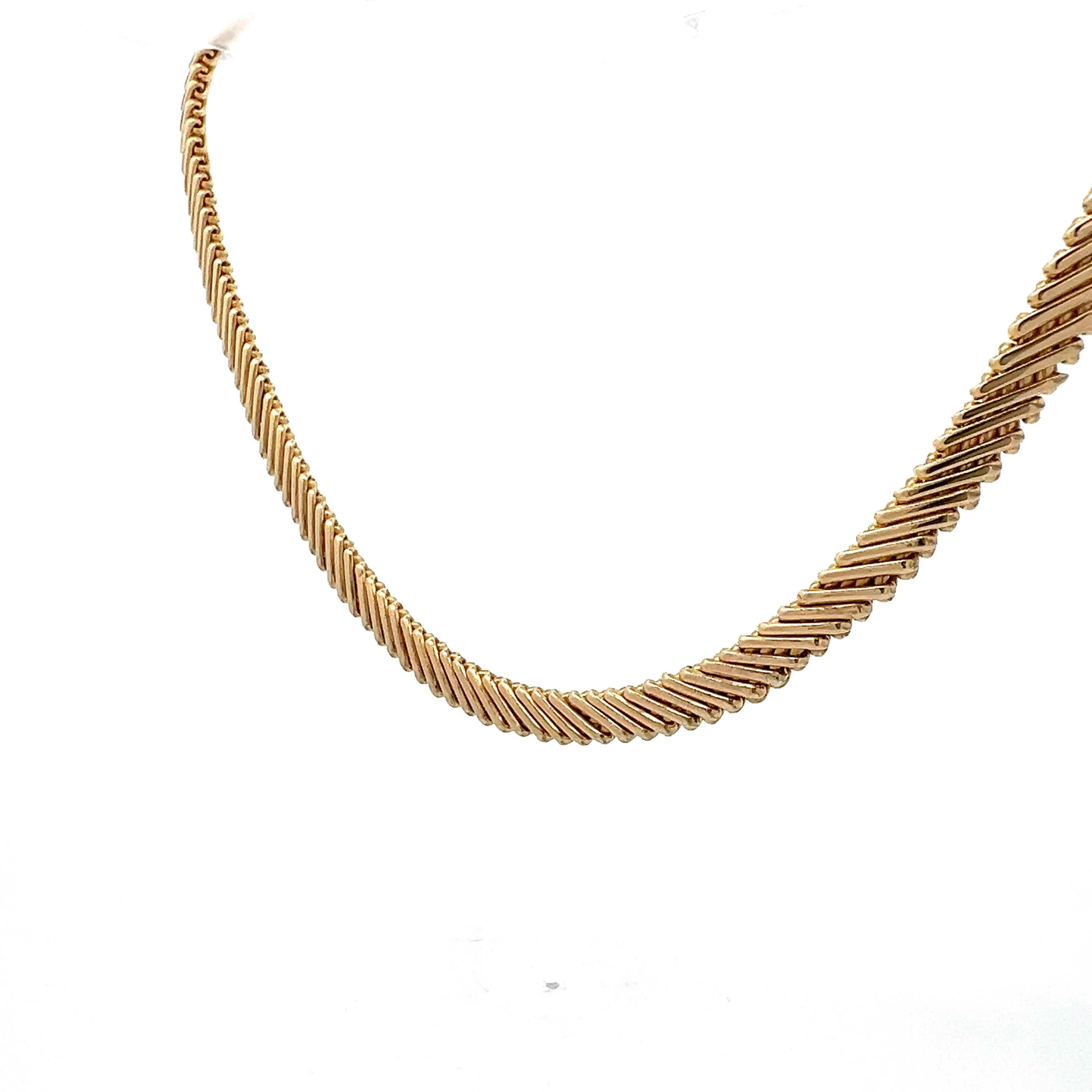 Vintage 1950's Collar Necklace in 14k Yellow Gold - Image 2