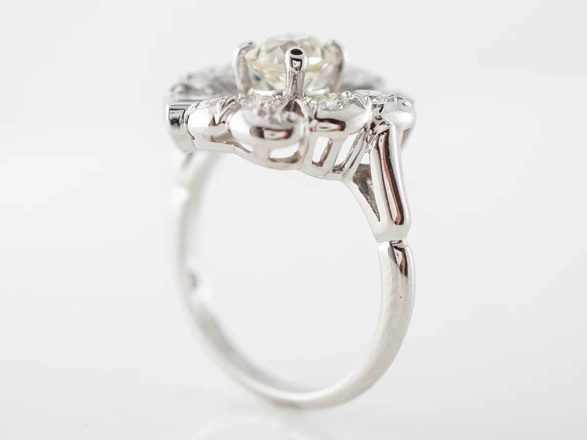 Vintage 1950's Diamond Cluster Engagement Ring in Platinum - Image 5