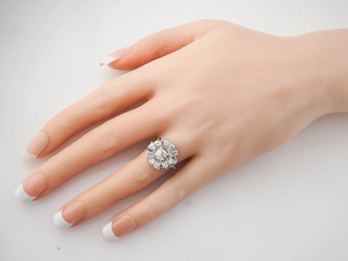 Vintage 1950's Diamond Cluster Engagement Ring in Platinum - Image 7