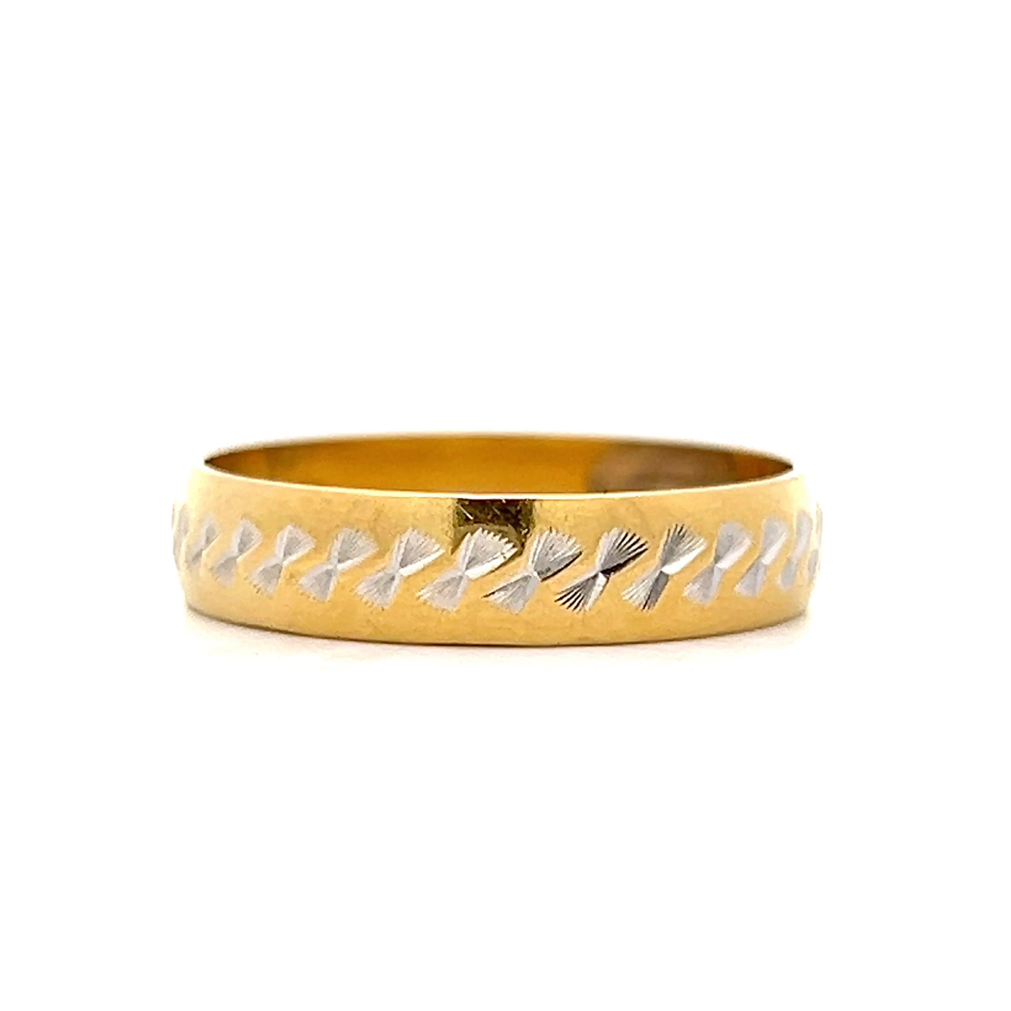 Vintage 1950's Men's 5mm Two-Tone Wedding Band - Image 3
