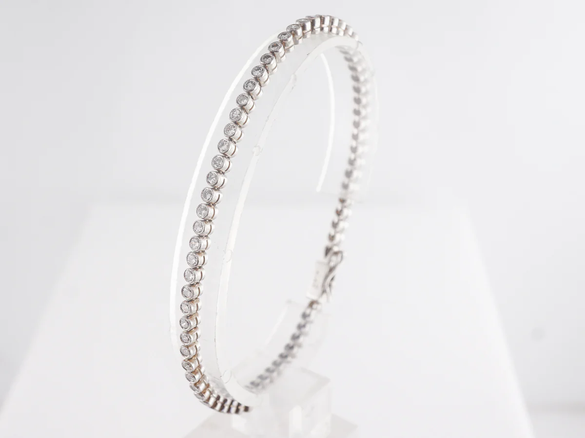 Vintage 2 Carat Diamond Tennis Bracelet in Platinum - Image 2