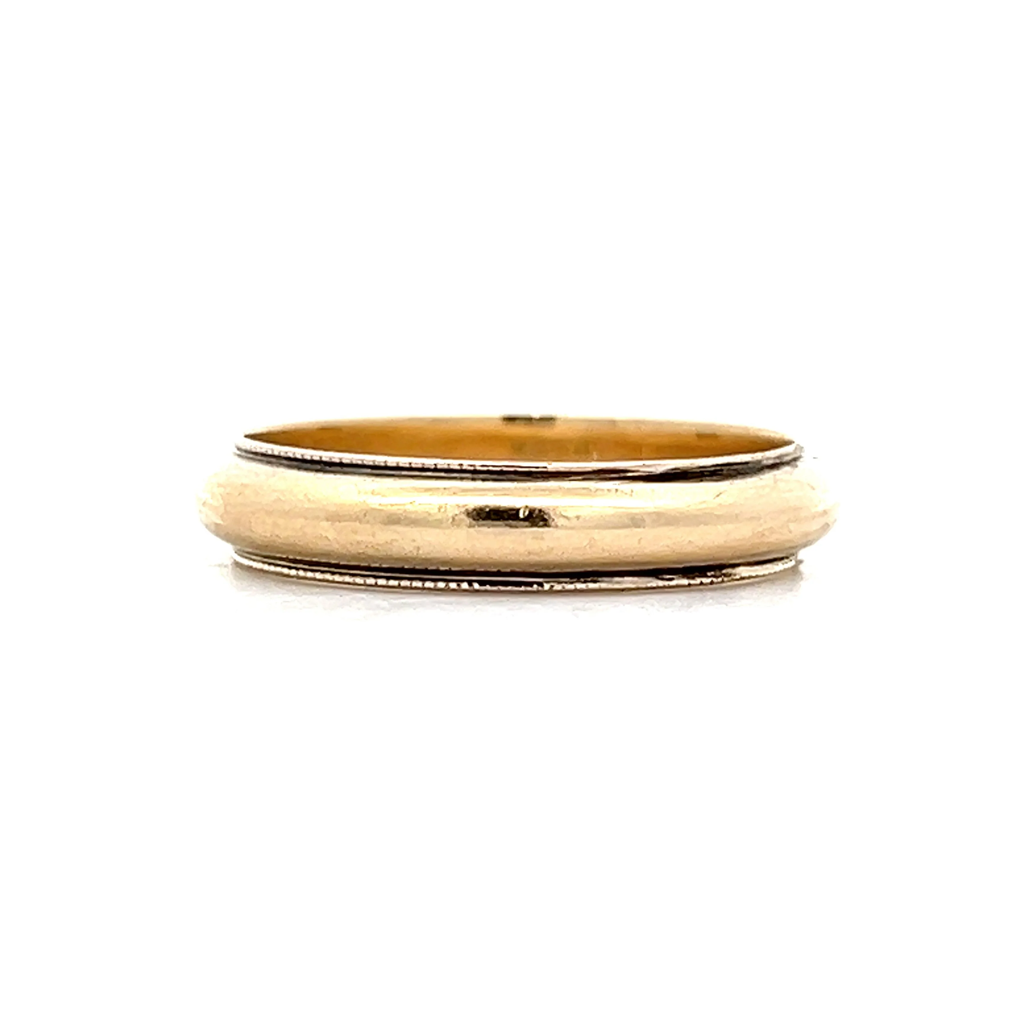 Vintage 4mm Men's Wedding Band in Yellow Gold - Image 2