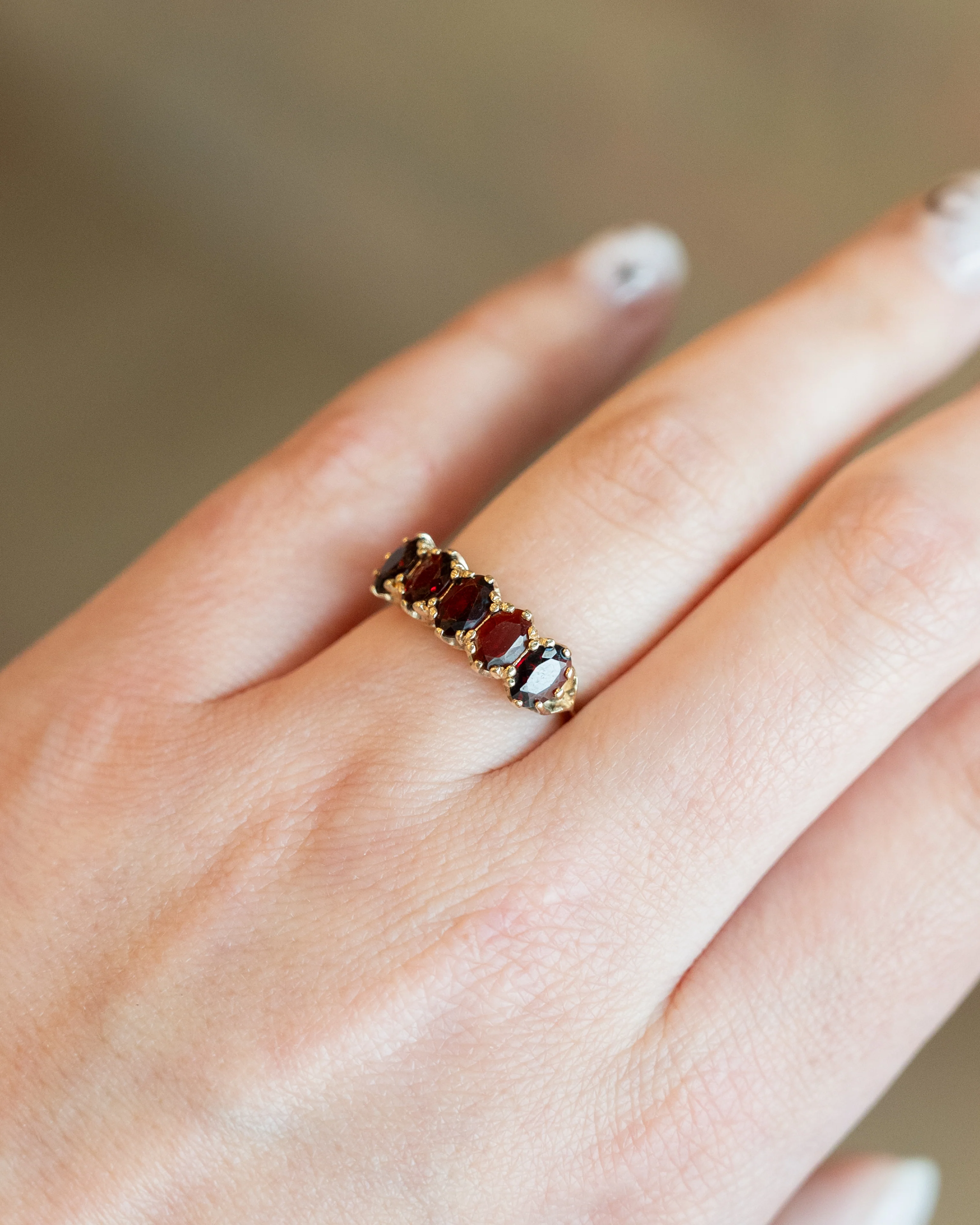 Vintage 5 Stone Garnet Stacking Band in 10k Yellow Gold - Image 7