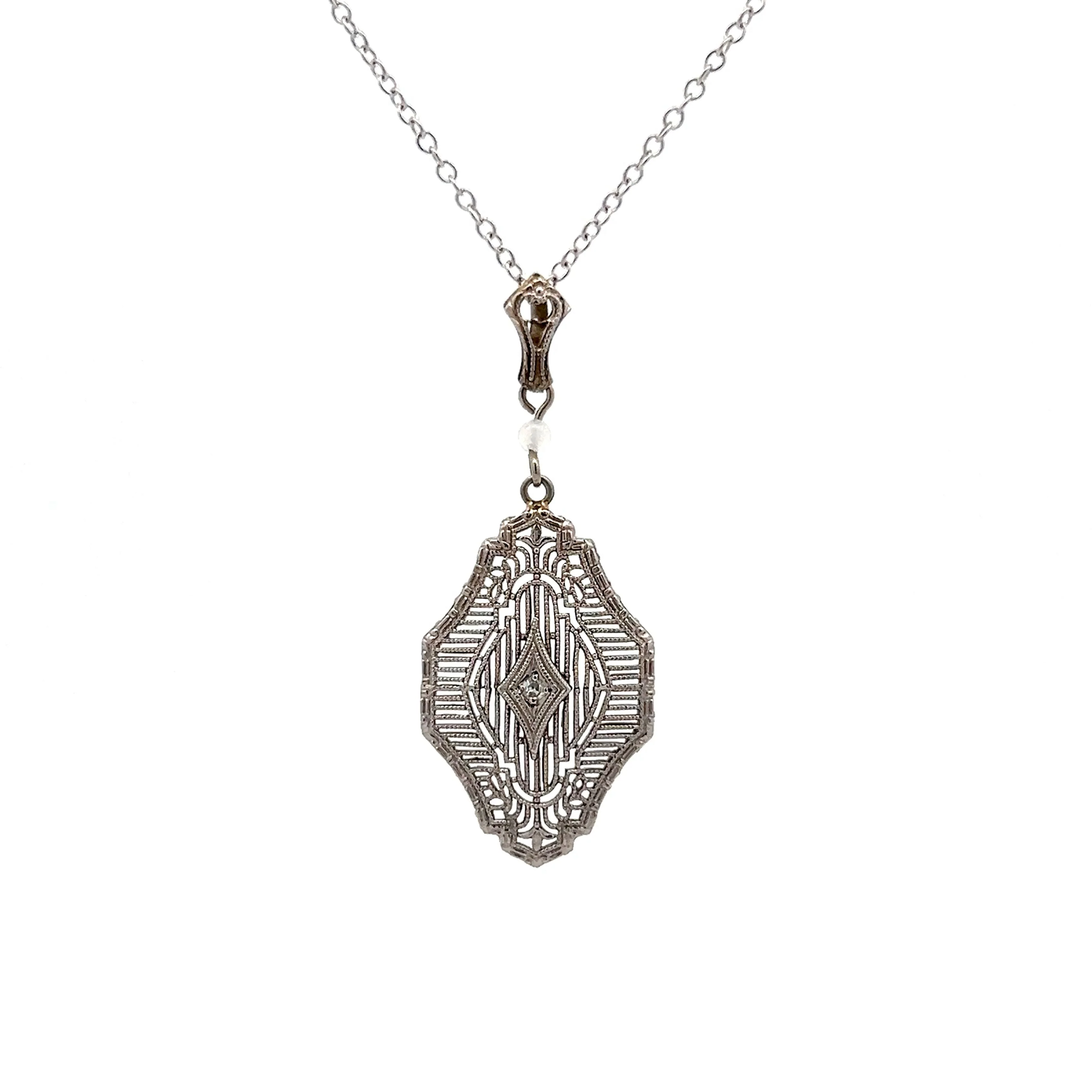 Vintage Art Deco Filigree Pendant in 14k White Gold