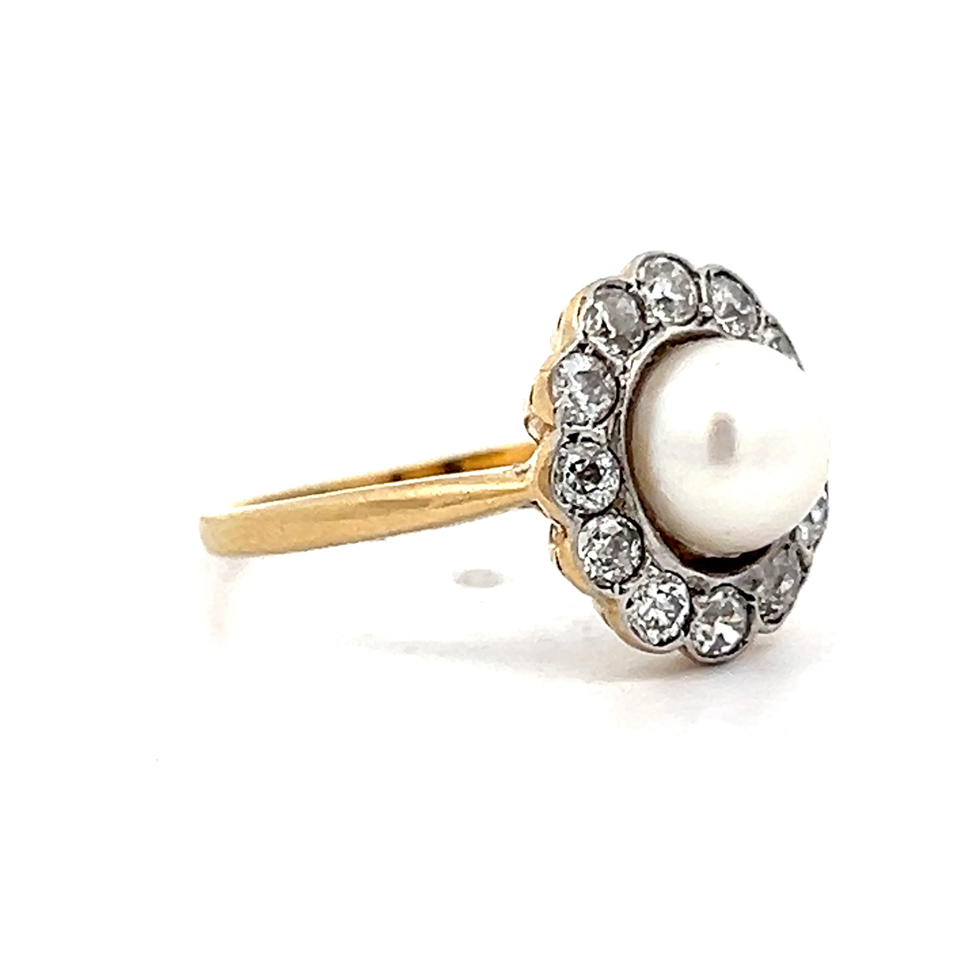 Vintage Art Deco Floral Pearl & Diamond in 18k Yellow Gold - Image 3