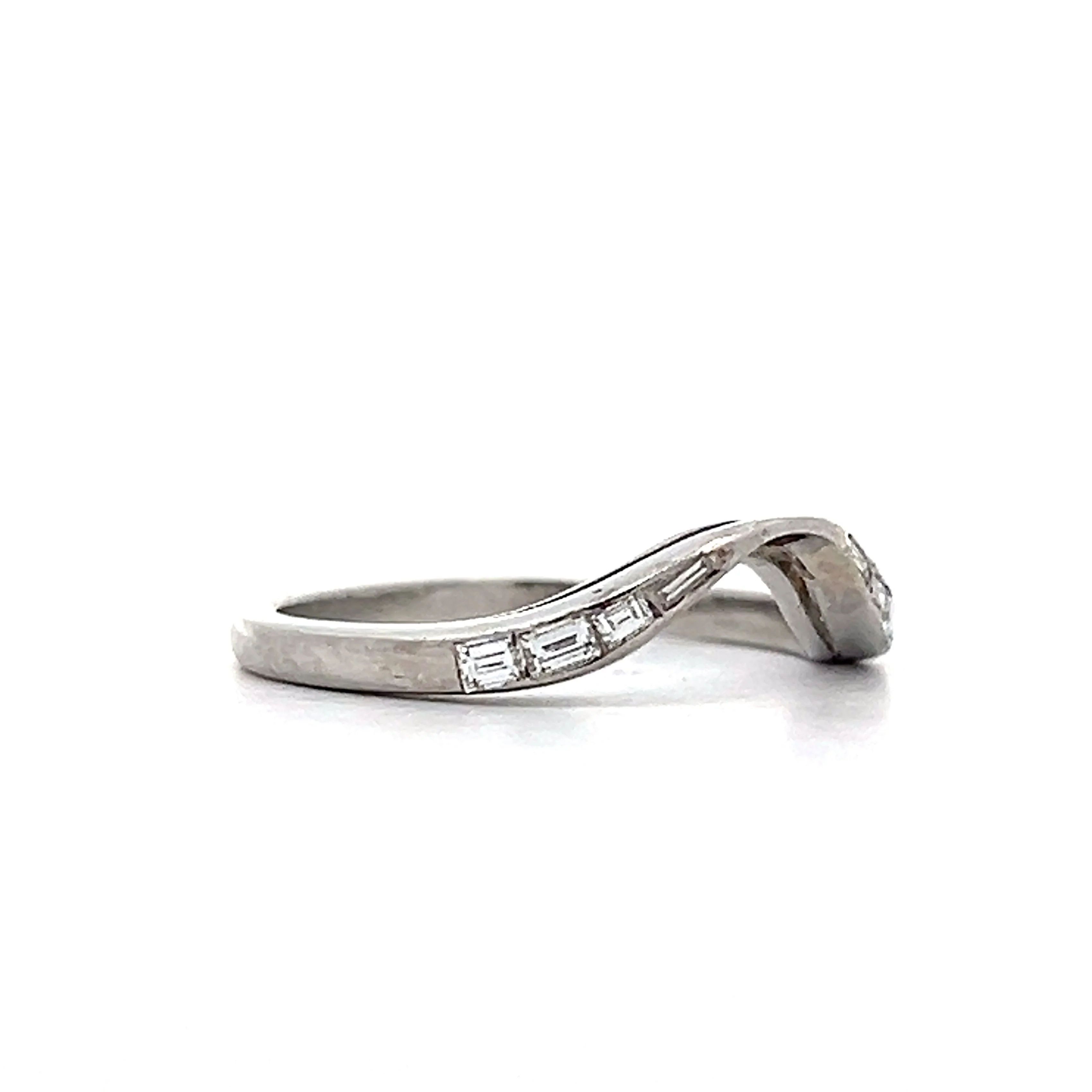 Vintage Baguette Diamond Contour Band in Platinum - Image 3