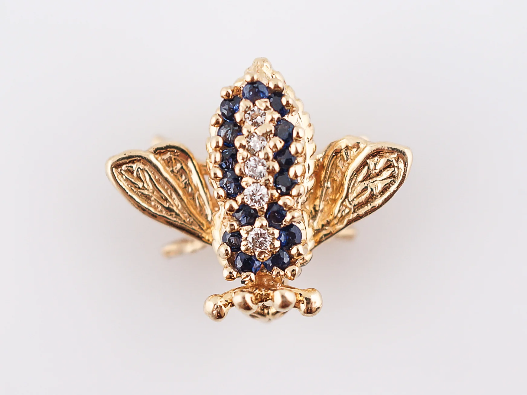 Vintage Bee Pin Mid Century .30 Round Cut Sapphire & .025 Round Brilliant Cut Diamonds in 14k Yellow Gold