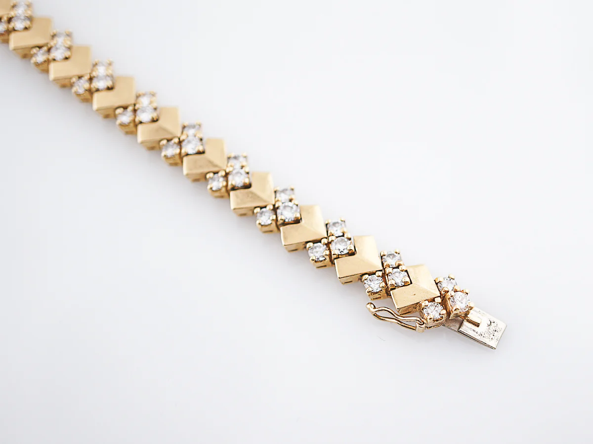 Vintage Bracelet Mid-Century 4.40 Round Brilliant Cut Diamonds in 18K Yellow Gold - Image 3