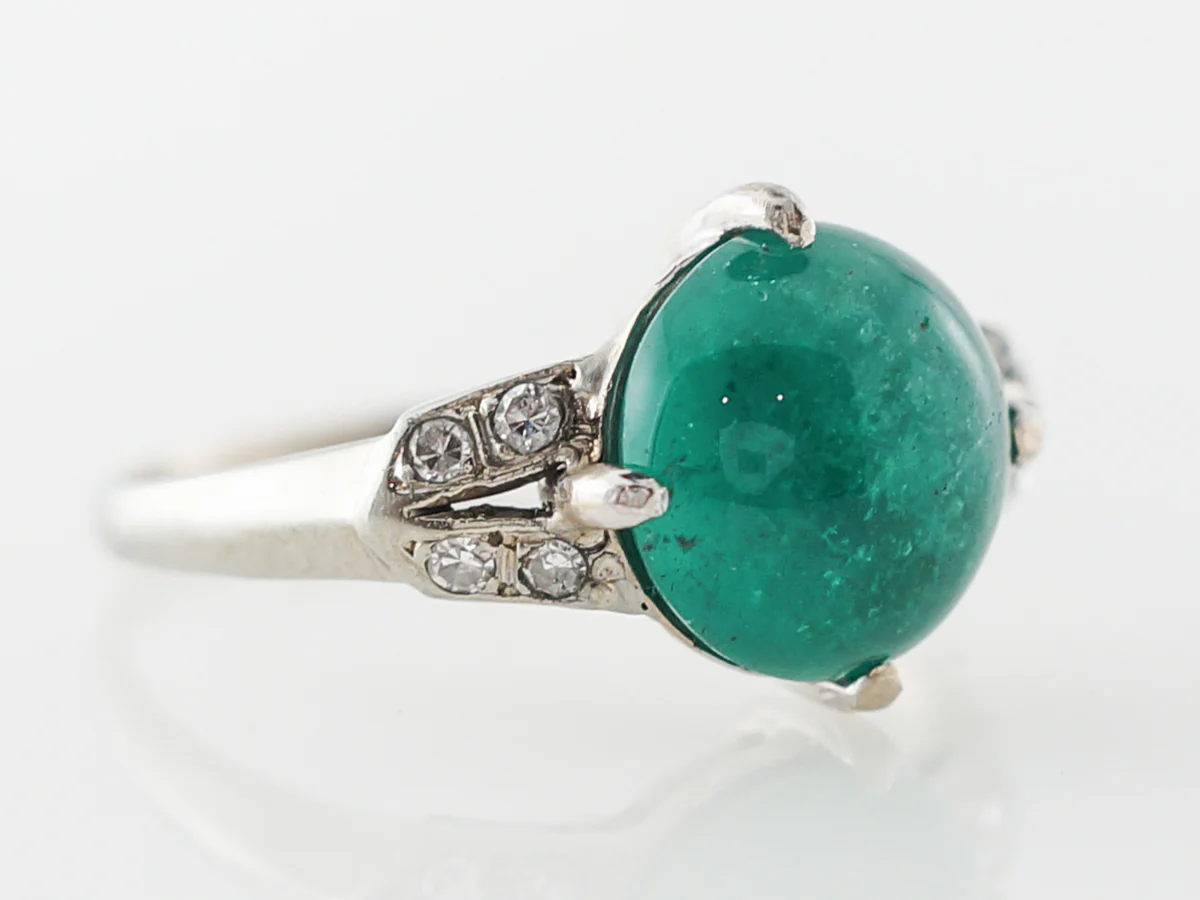 Vintage Cabochon Emerald Ring in Platinum - Image 3