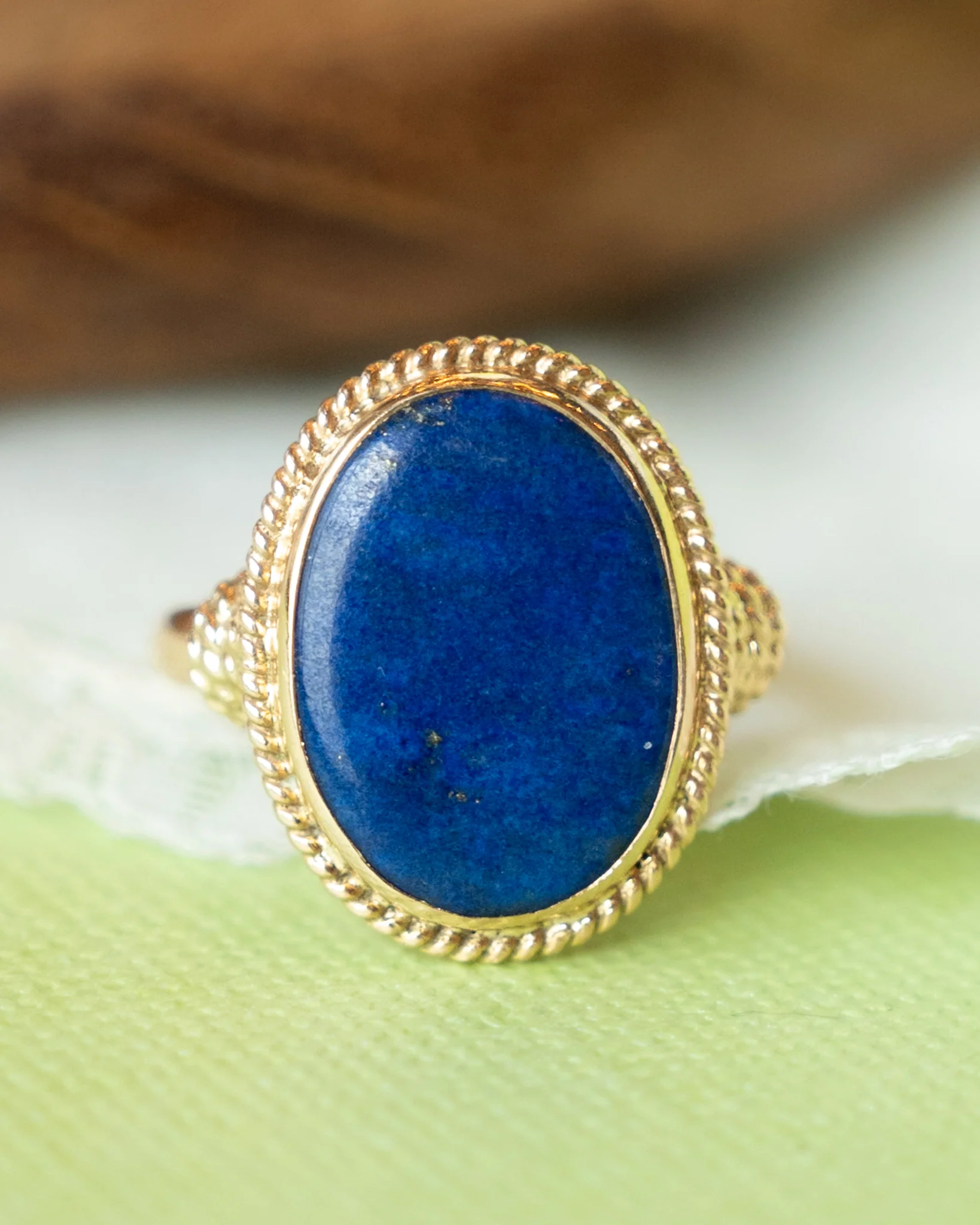 Vintage Cabochon Lapis Lazuli Cocktail Ring in 14k - Image 6