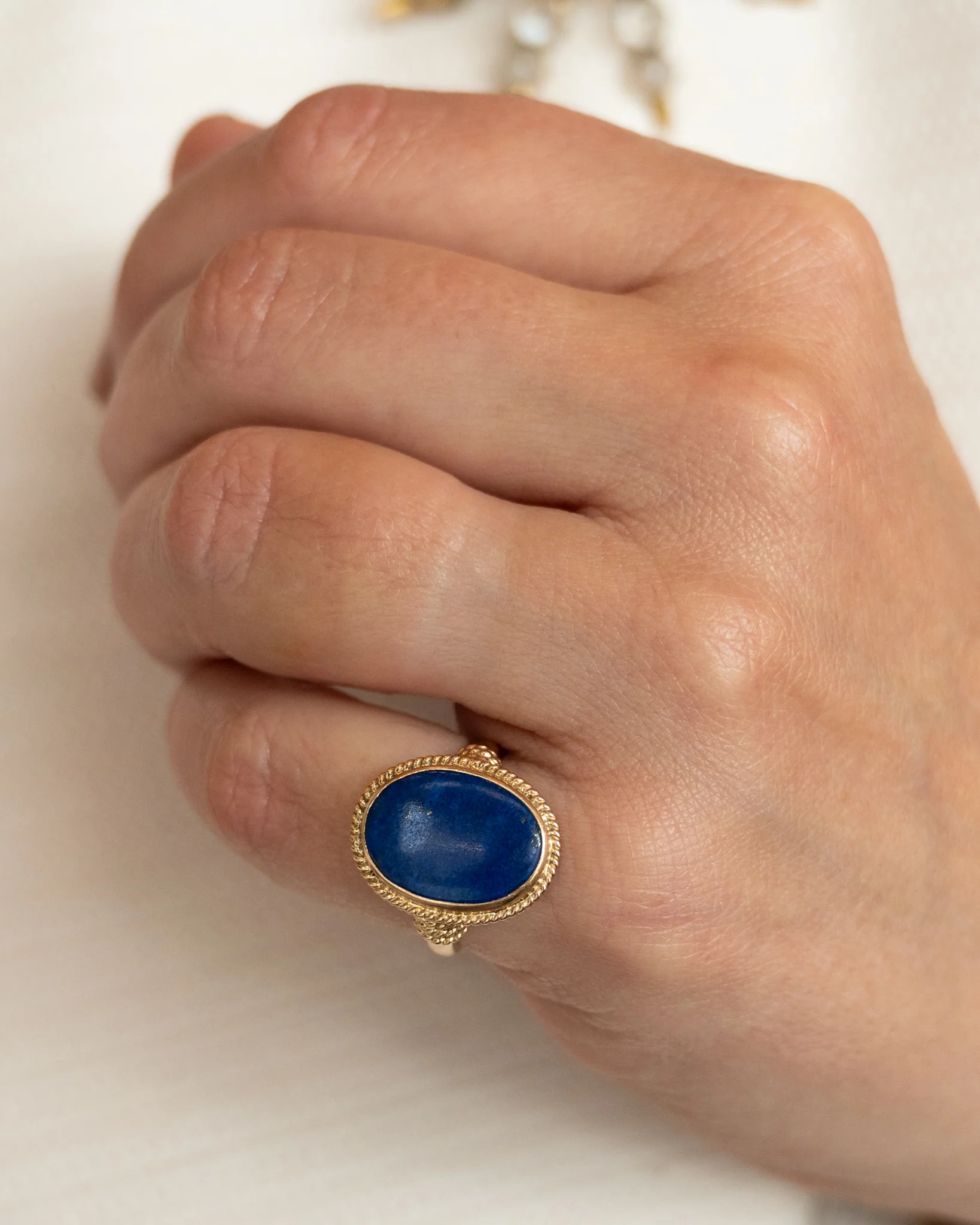 Vintage Cabochon Lapis Lazuli Cocktail Ring in 14k - Image 7