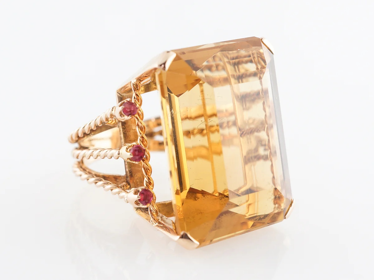 Vintage Citrine Cocktail Ring w/ Rubies in 18k Yellow Gold - Image 4