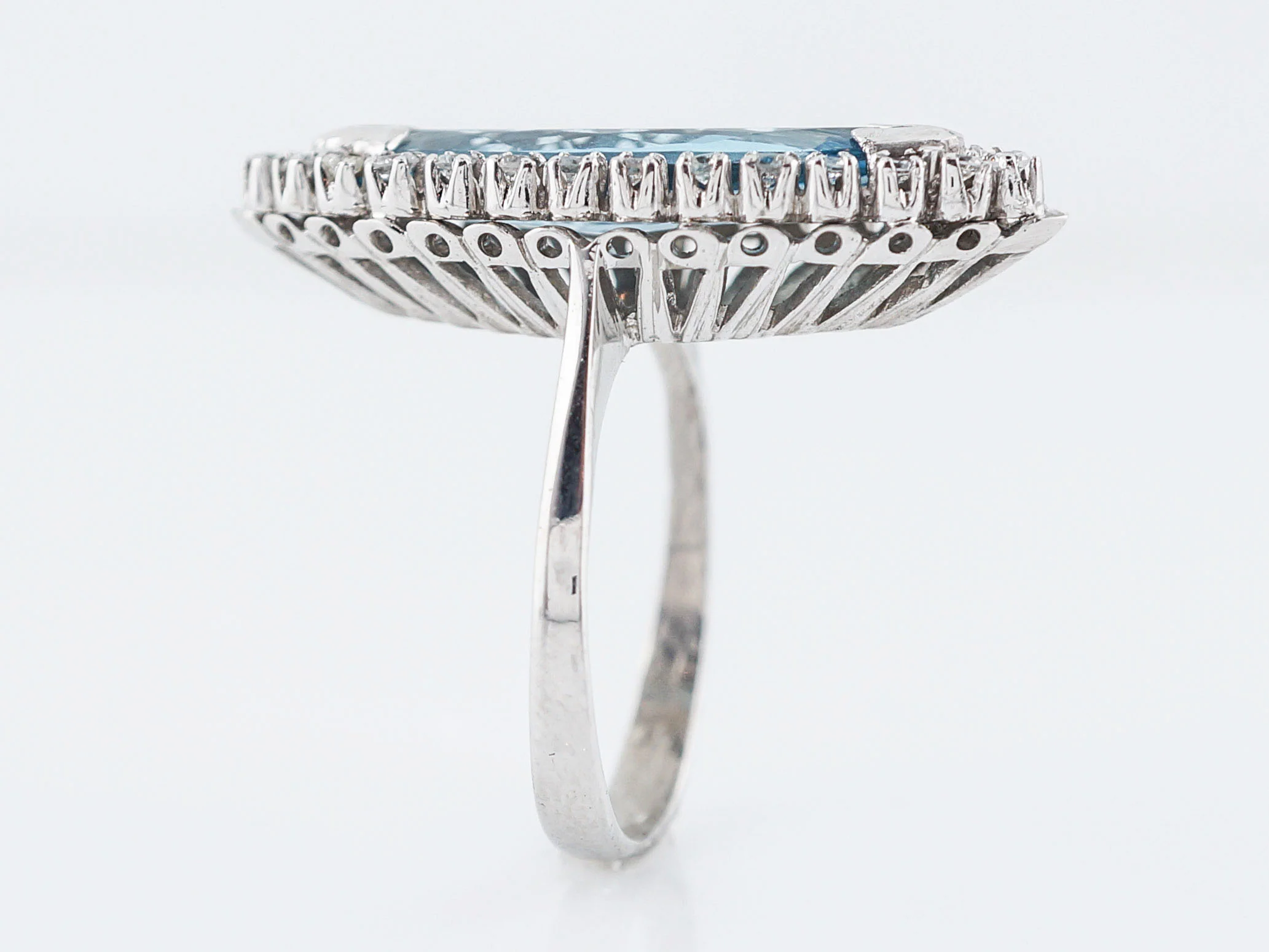 Vintage Cocktail Ring Mid-Century 1.58 Marquise Cut Aquamarine in 18k White Gold - Image 5