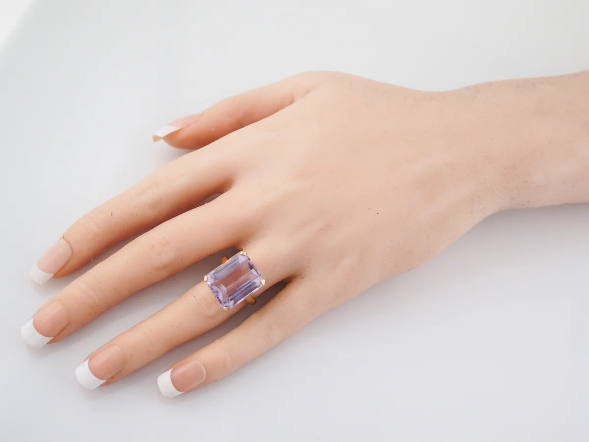 Vintage Cocktail Ring Mid-Century 12.00 Emerald Cut Amethyst in 14k Yellow Gold - Image 8