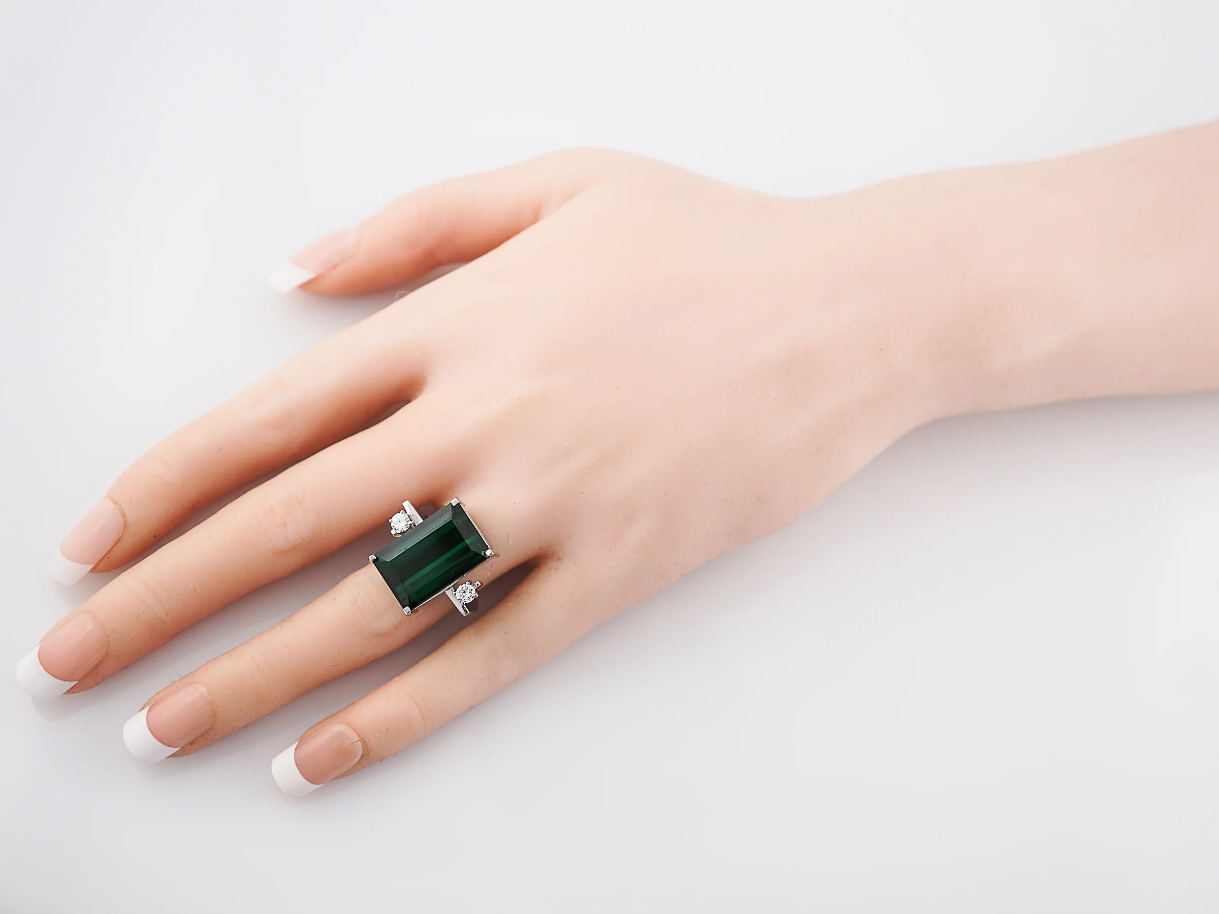 Vintage Cocktail Ring Mid-Century 12.91 Rectangle Cut Chrome Tourmaline in 14k White Gold - Image 3