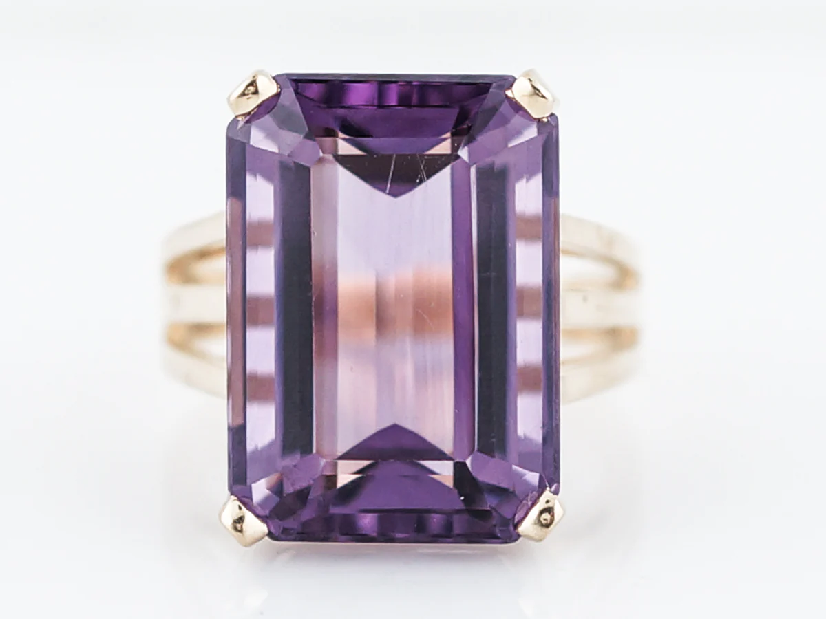 Vintage Cocktail Ring Mid-Century 14.06 Emerald Cut Amethyst in 14K Yellow Gold - Image 2