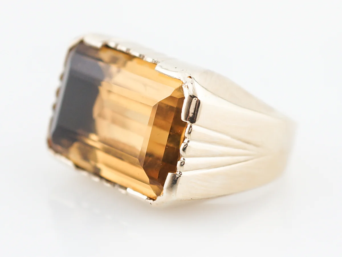 Vintage Cocktail Ring Mid-Century 18.77 Emerald Cut Citrine in 18K Yellow Gold - Image 2