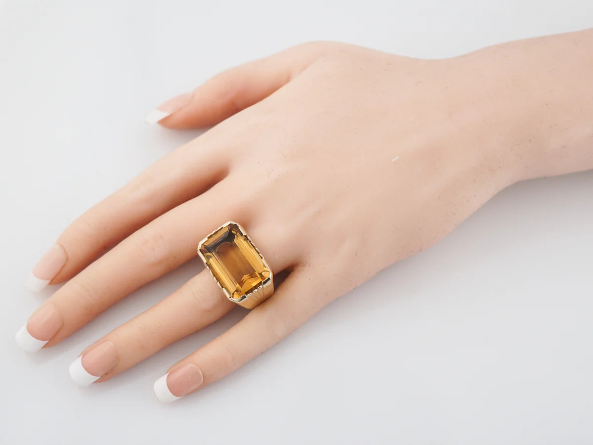 Vintage Cocktail Ring Mid-Century 18.77 Emerald Cut Citrine in 18K Yellow Gold - Image 7