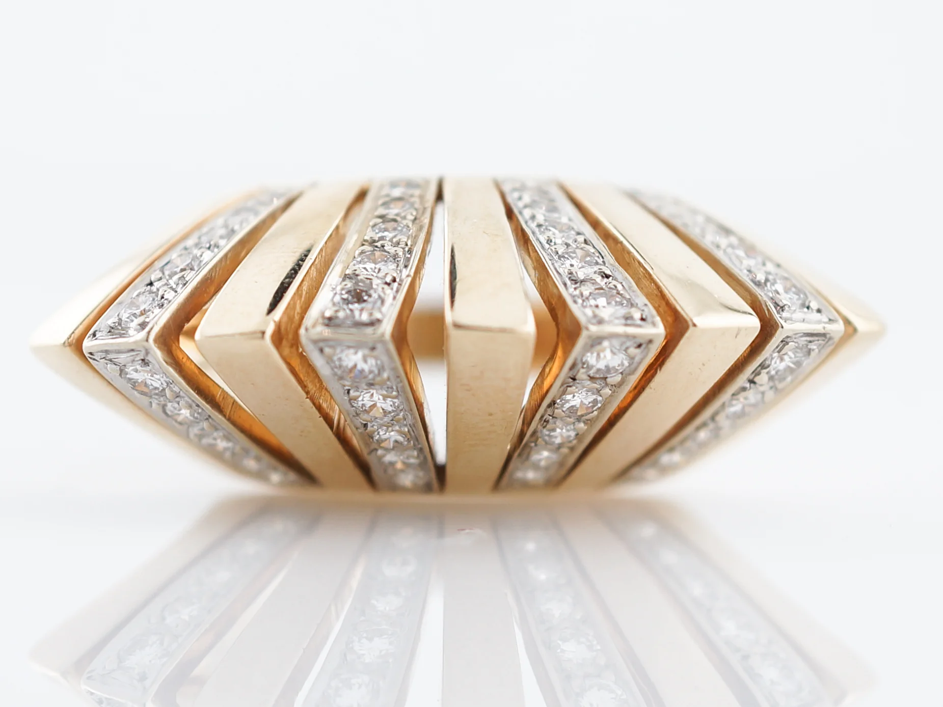 Vintage Cocktail Ring Mid-Century .80 Round Brilliant Cut Diamonds in 14k Yellow Gold - Image 2