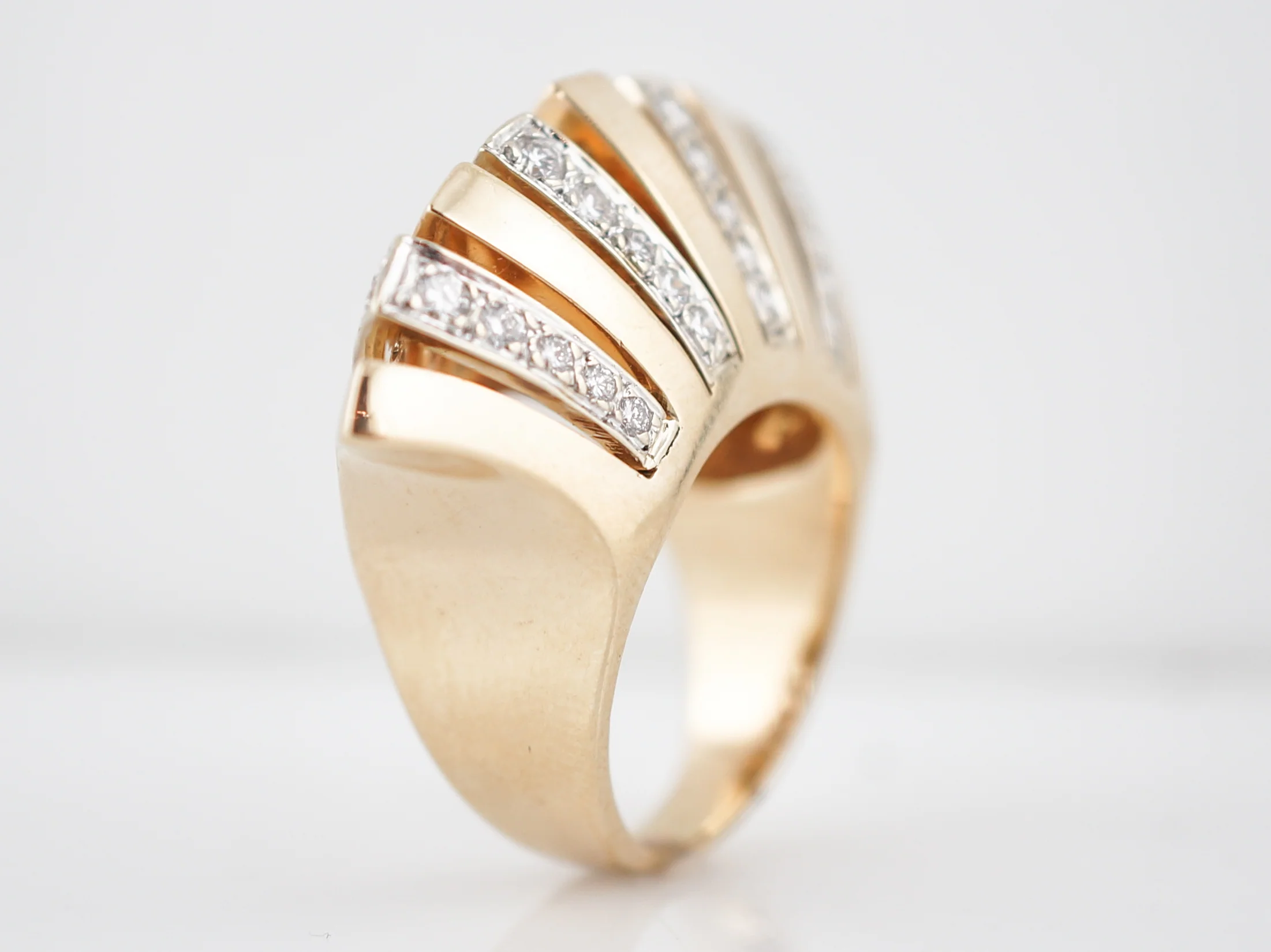Vintage Cocktail Ring Mid-Century .80 Round Brilliant Cut Diamonds in 14k Yellow Gold - Image 5