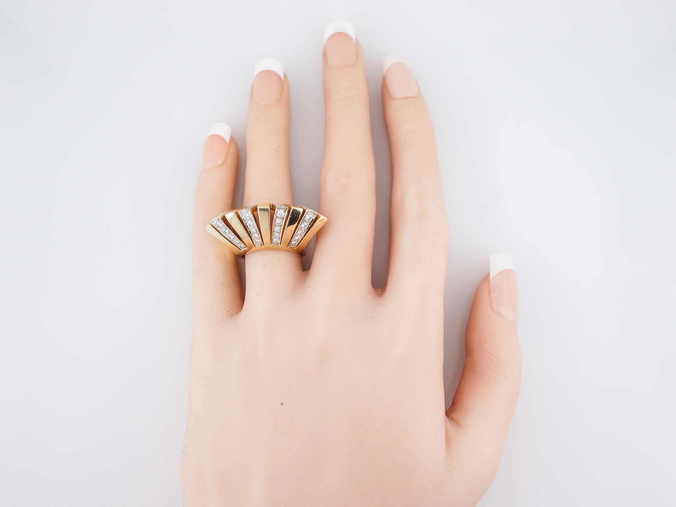 Vintage Cocktail Ring Mid-Century .80 Round Brilliant Cut Diamonds in 14k Yellow Gold - Image 6