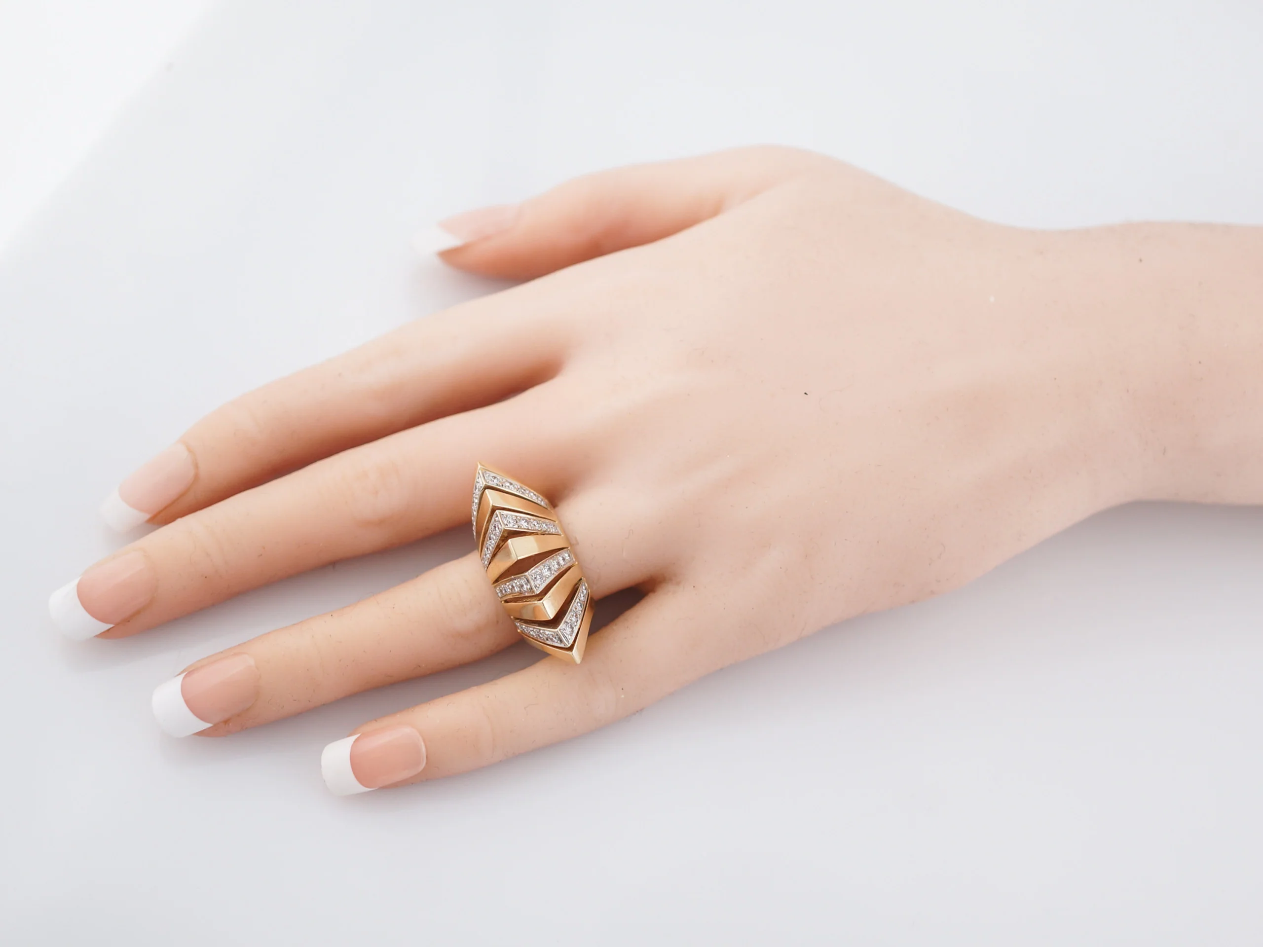 Vintage Cocktail Ring Mid-Century .80 Round Brilliant Cut Diamonds in 14k Yellow Gold - Image 7
