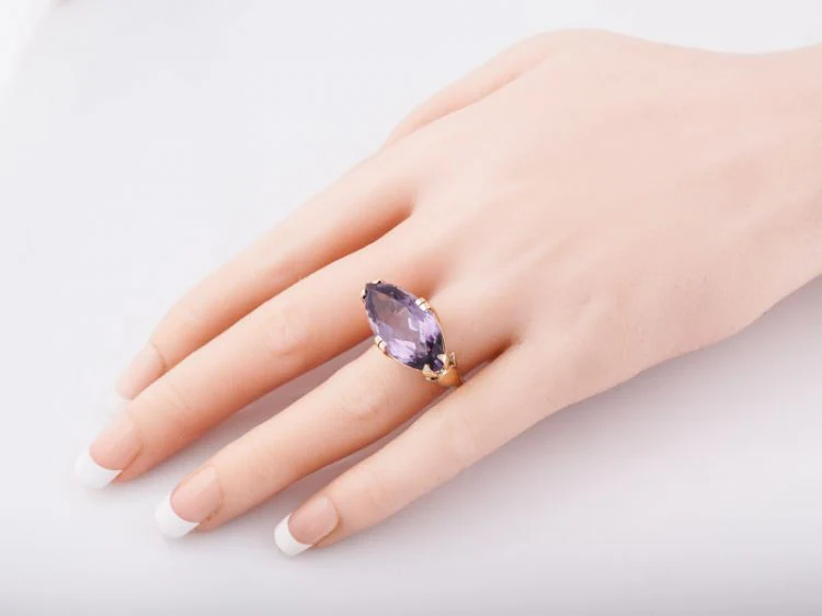Vintage Cocktail Ring Mid-Century 9.00 Marquis Cut Amethyst in 10k Yellow Gold - Image 7