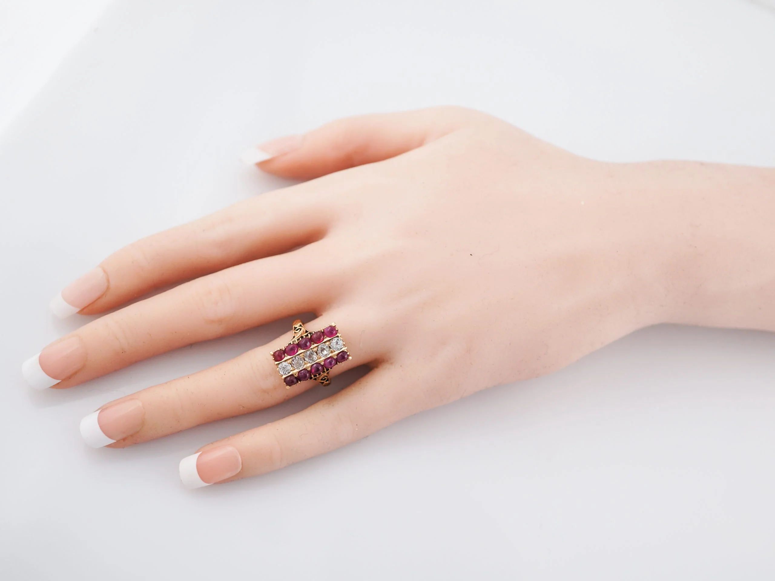Vintage Cocktail Ring Retro 1.03 Old European Cut Diamond & Cabochon Cut Ruby in 18k Yellow Gold - Image 6
