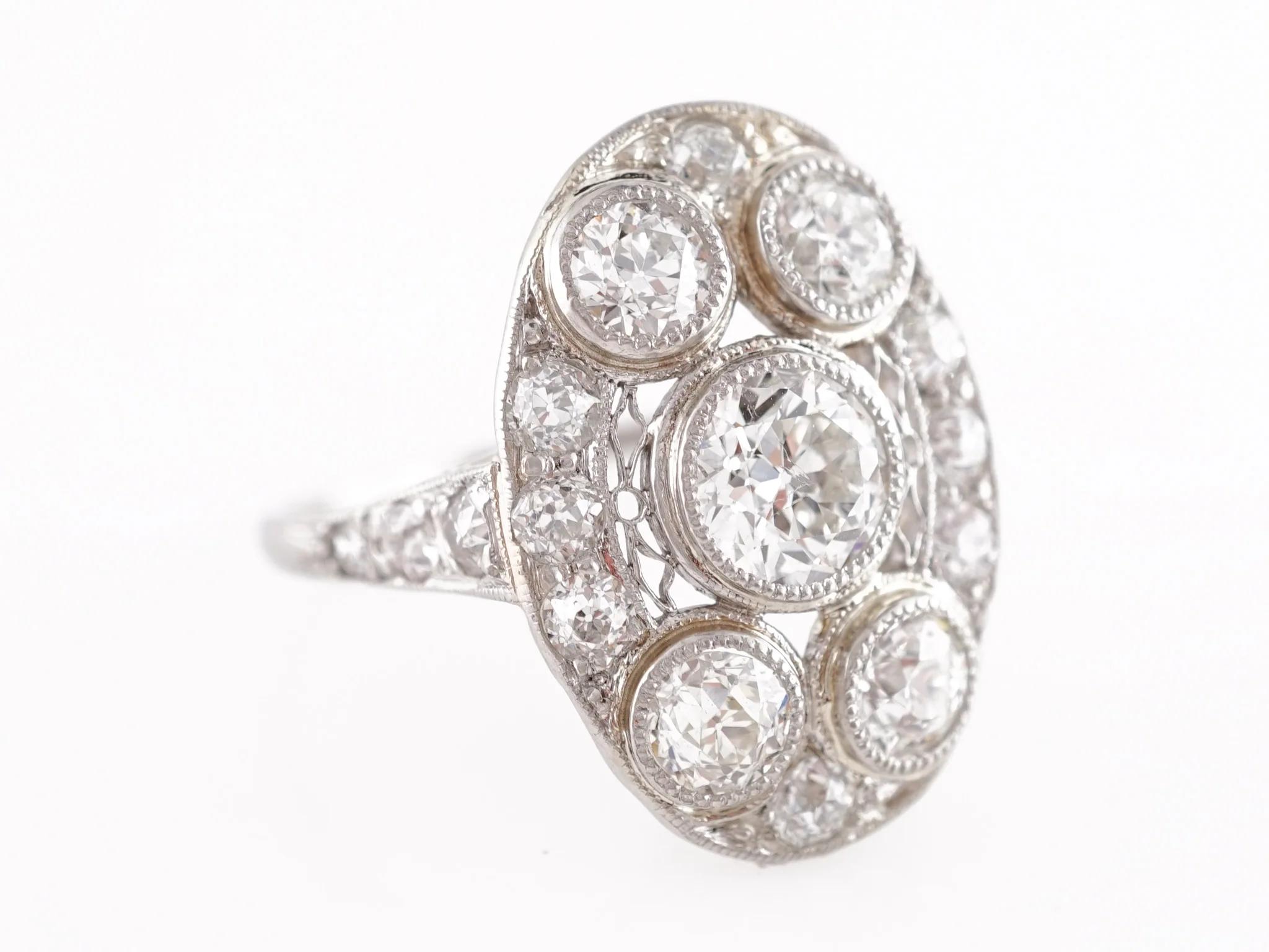 Vintage Deco Diamond Dinner Ring in Platinum - Image 4
