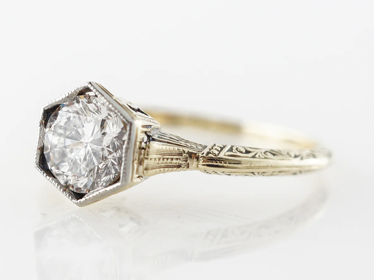 Vintage Diamond Filigree Engagement Ring in Yellow Gold - Image 2