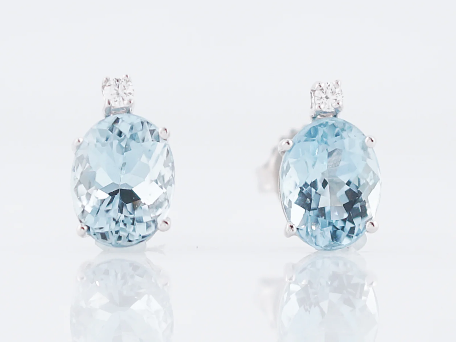 Vintage Earrings Mid-Century 3.70 Oval Cut Aquamarine & .06 Round Brilliant Cut Diamonds in 14k White Gold
