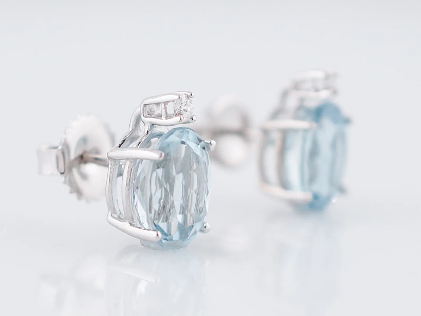 Vintage Earrings Mid-Century 3.70 Oval Cut Aquamarine & .06 Round Brilliant Cut Diamonds in 14k White Gold - Image 3