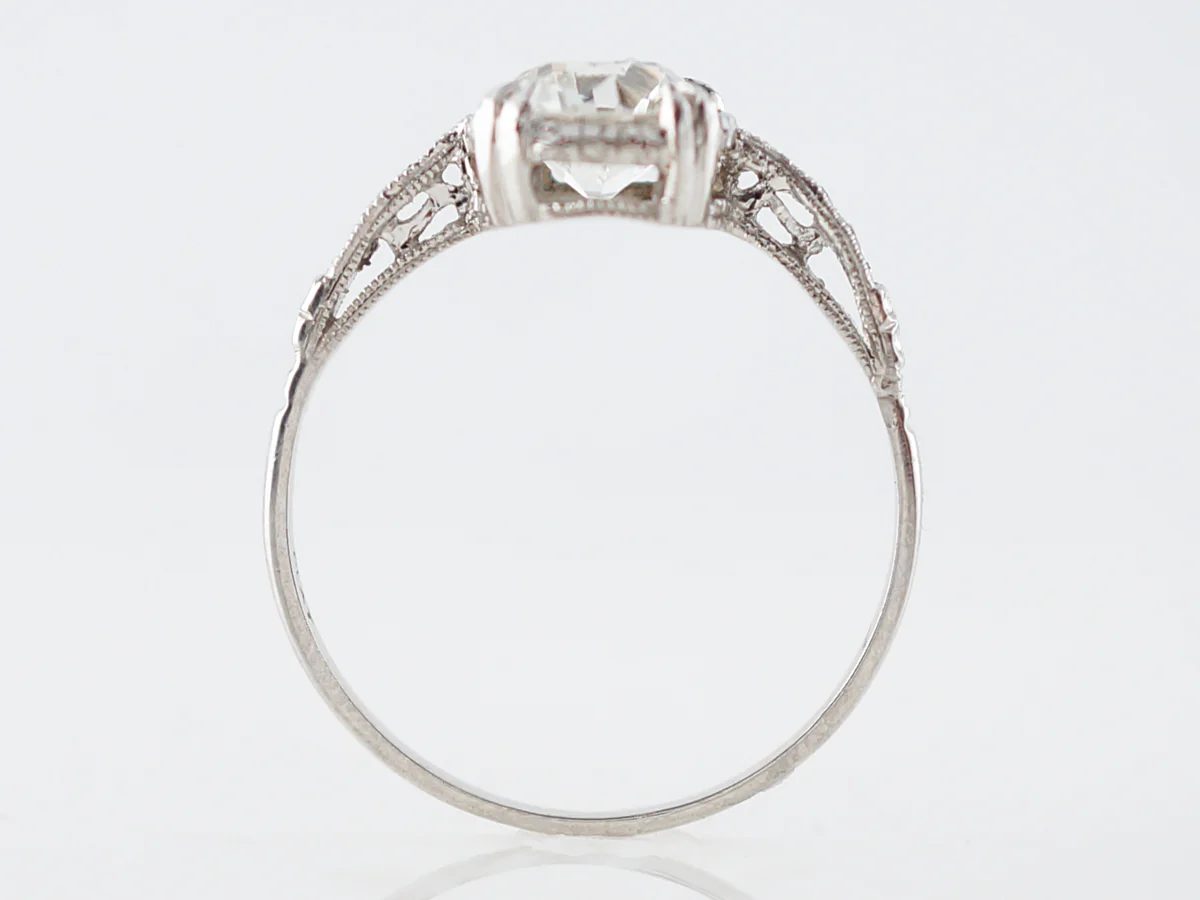 Vintage Solitaire Art Deco Diamond Engagement Ring in Platinum - Image 4