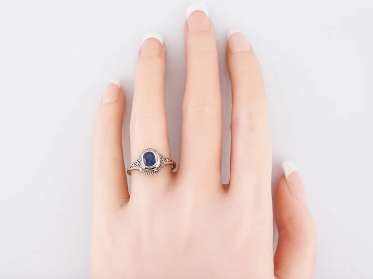 Vintage Filigree Sapphire Engagement Ring in 14k & Platinum - Image 8