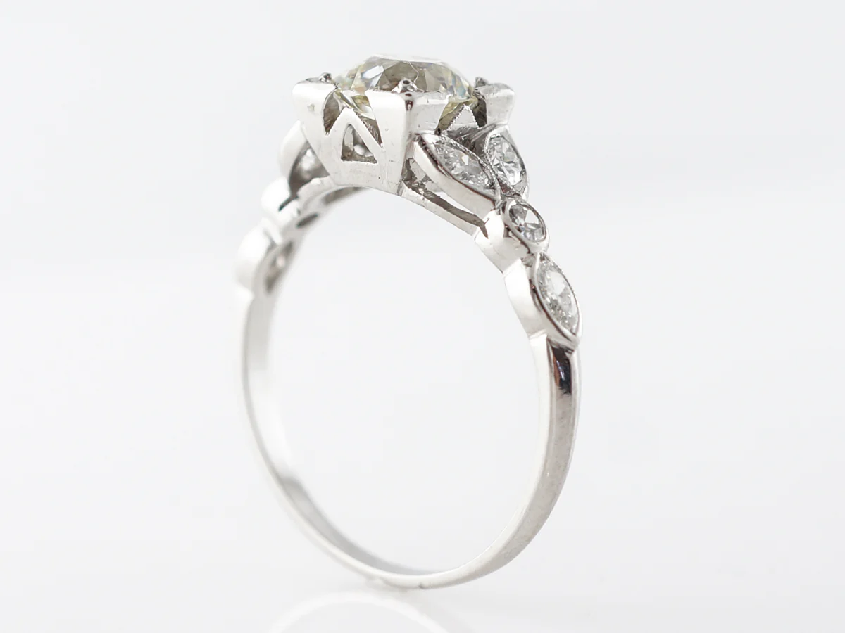 Vintage Floral Art Deco Diamond Engagement Ring in Platinum - Image 4