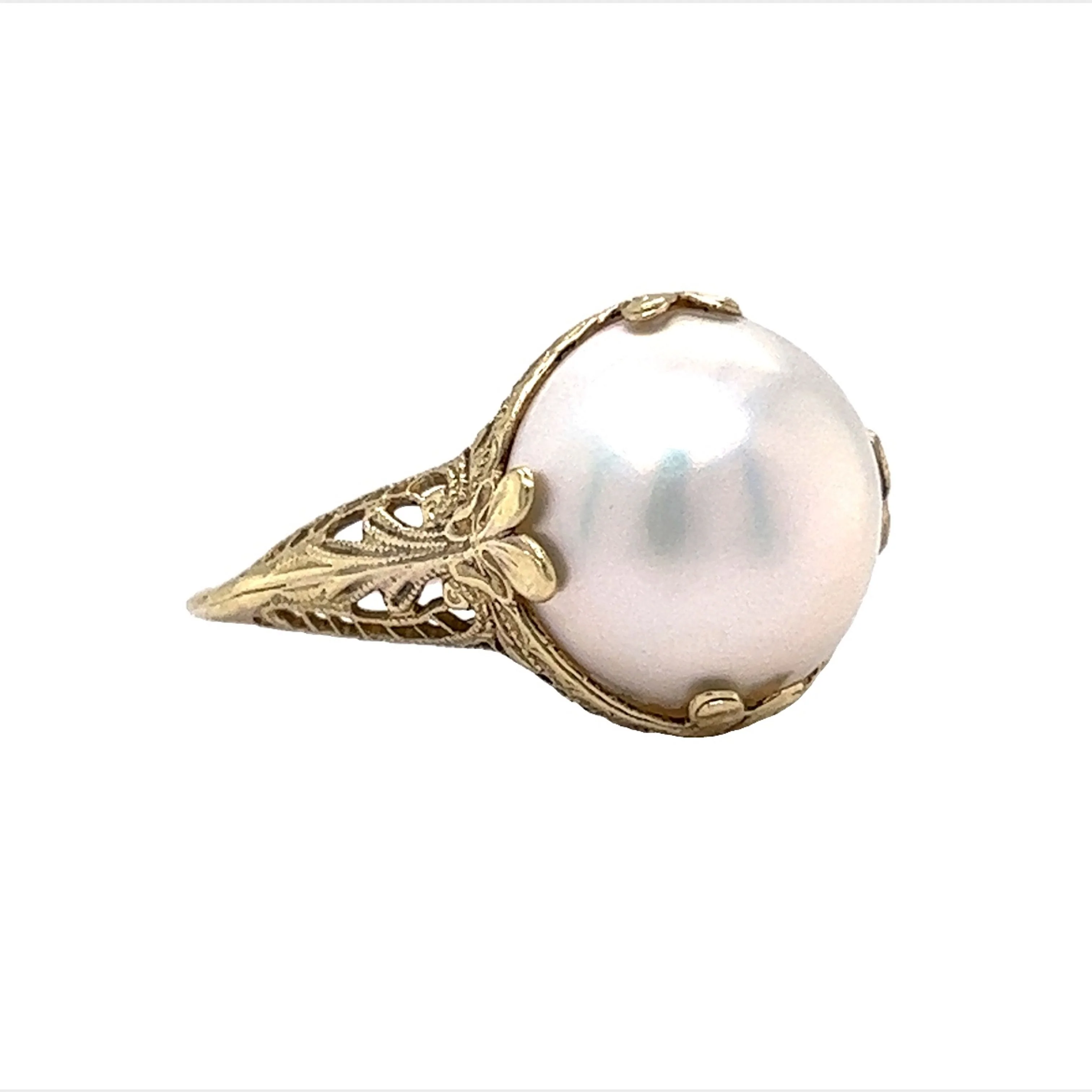Vintage Inspired Mabe Pearl Ring in 14k Yellow Gold - Image 3