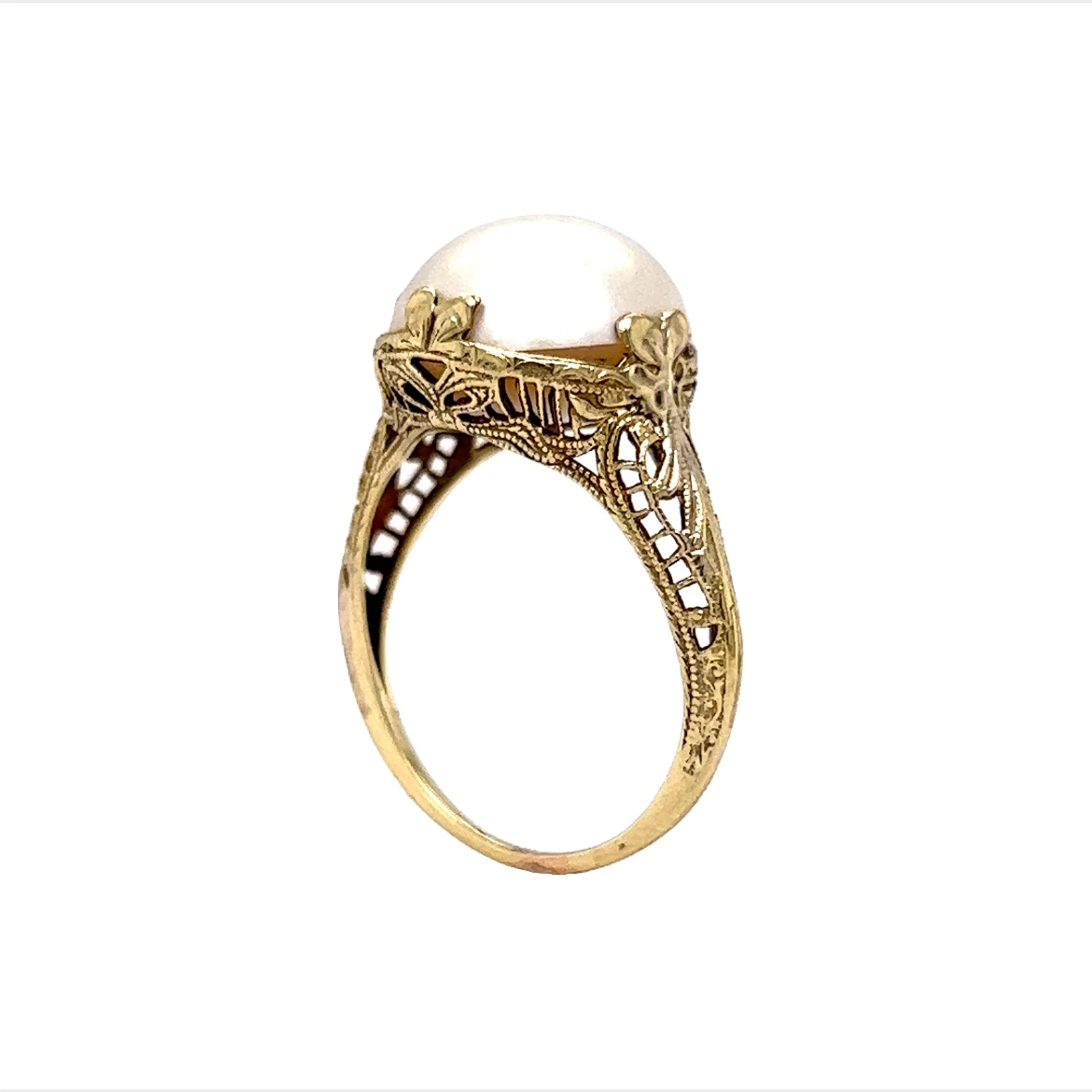 Vintage Inspired Mabe Pearl Ring in 14k Yellow Gold - Image 5
