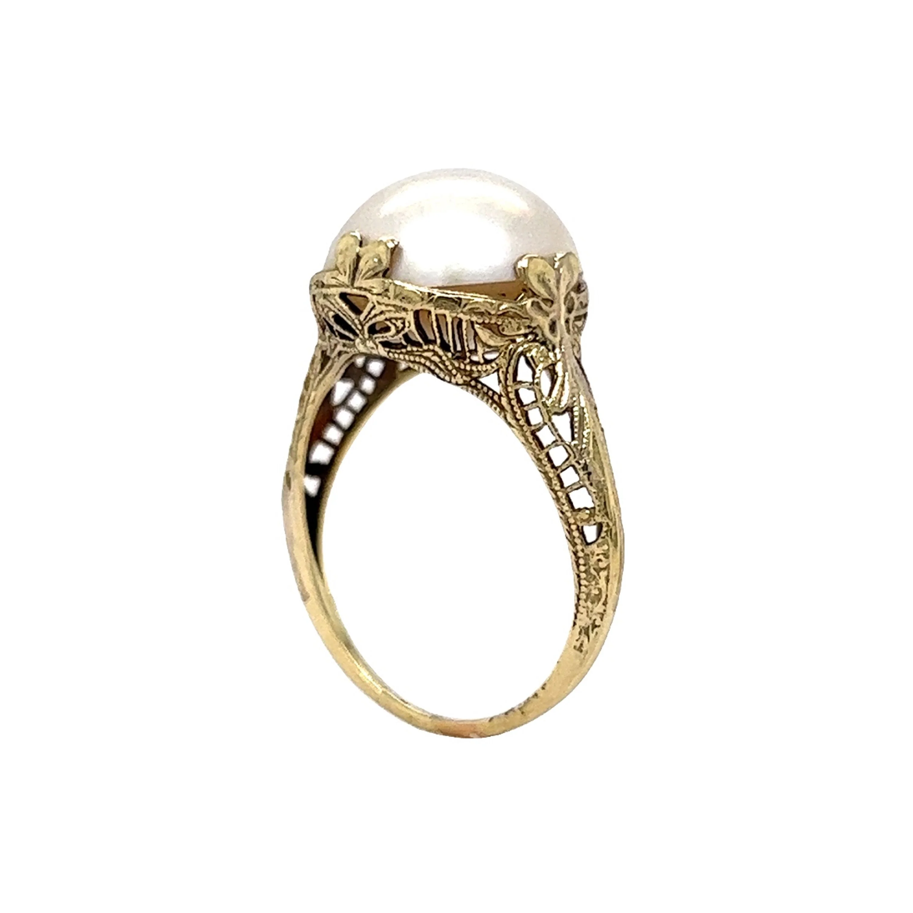 Vintage Inspired Mabe Pearl Ring in 14k Yellow Gold - Image 8