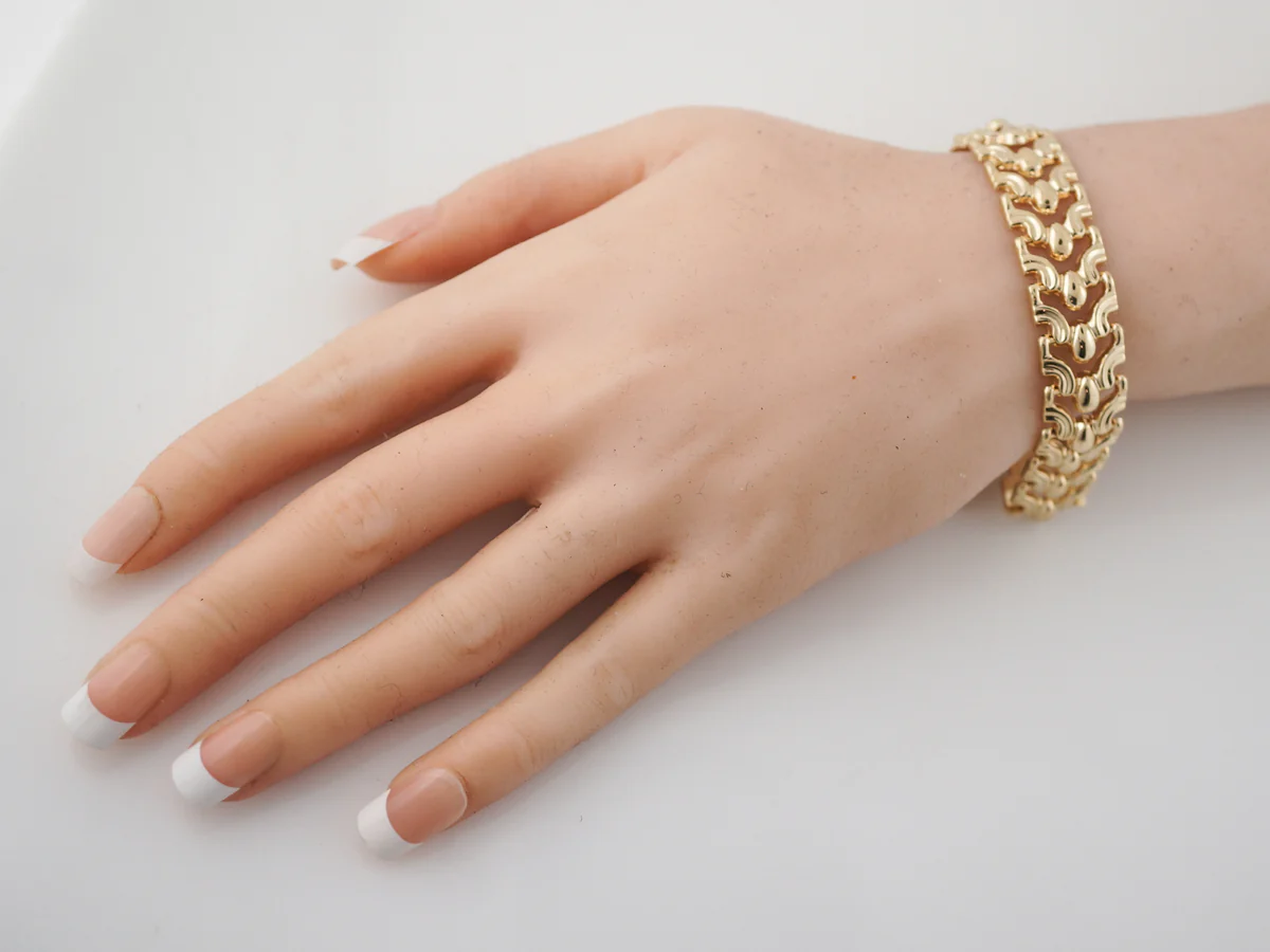Vintage Italian Bracelet Mid-Century in 14k Yellow Gold - Image 3