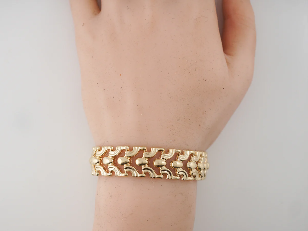 Vintage Italian Bracelet Mid-Century in 14k Yellow Gold - Image 4