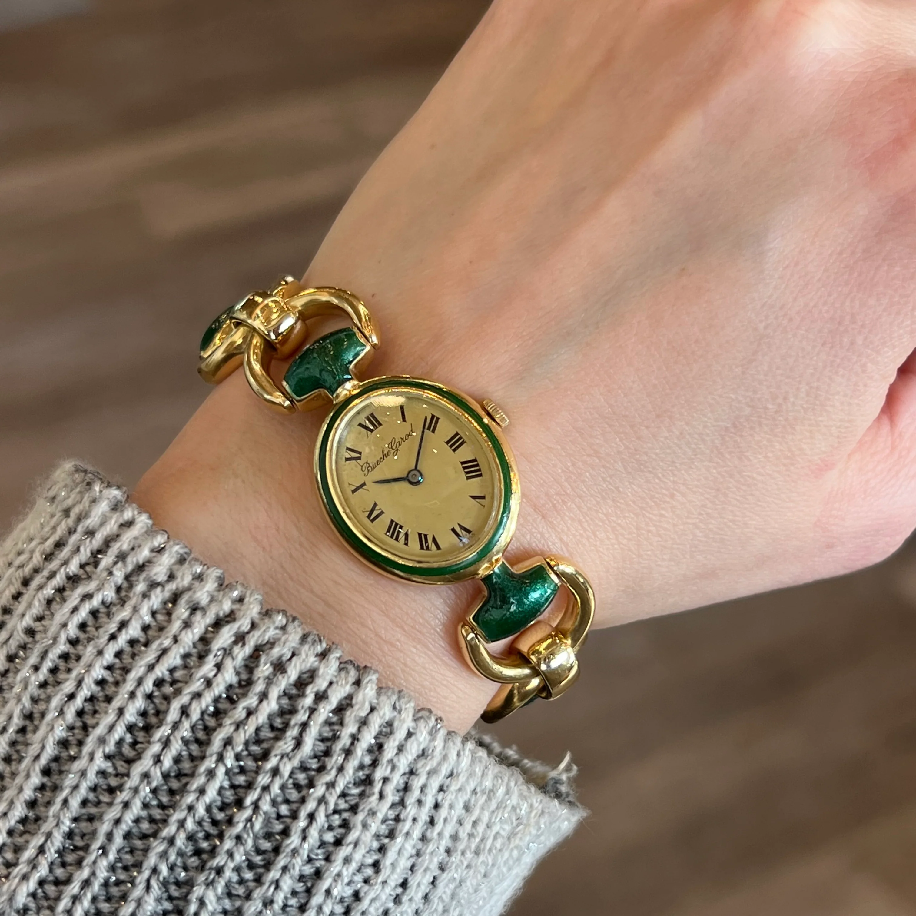 Vintage Ladies Bueche Girod Watch in 18k Yellow Gold - Image 5