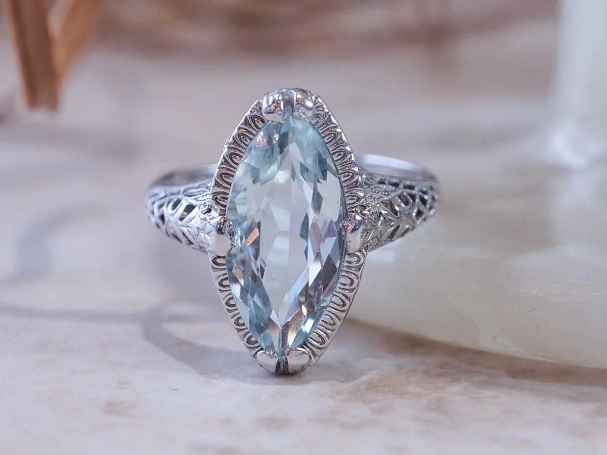 Vintage Marquise Aquamarine Filigree Ring in 14k - Image 7